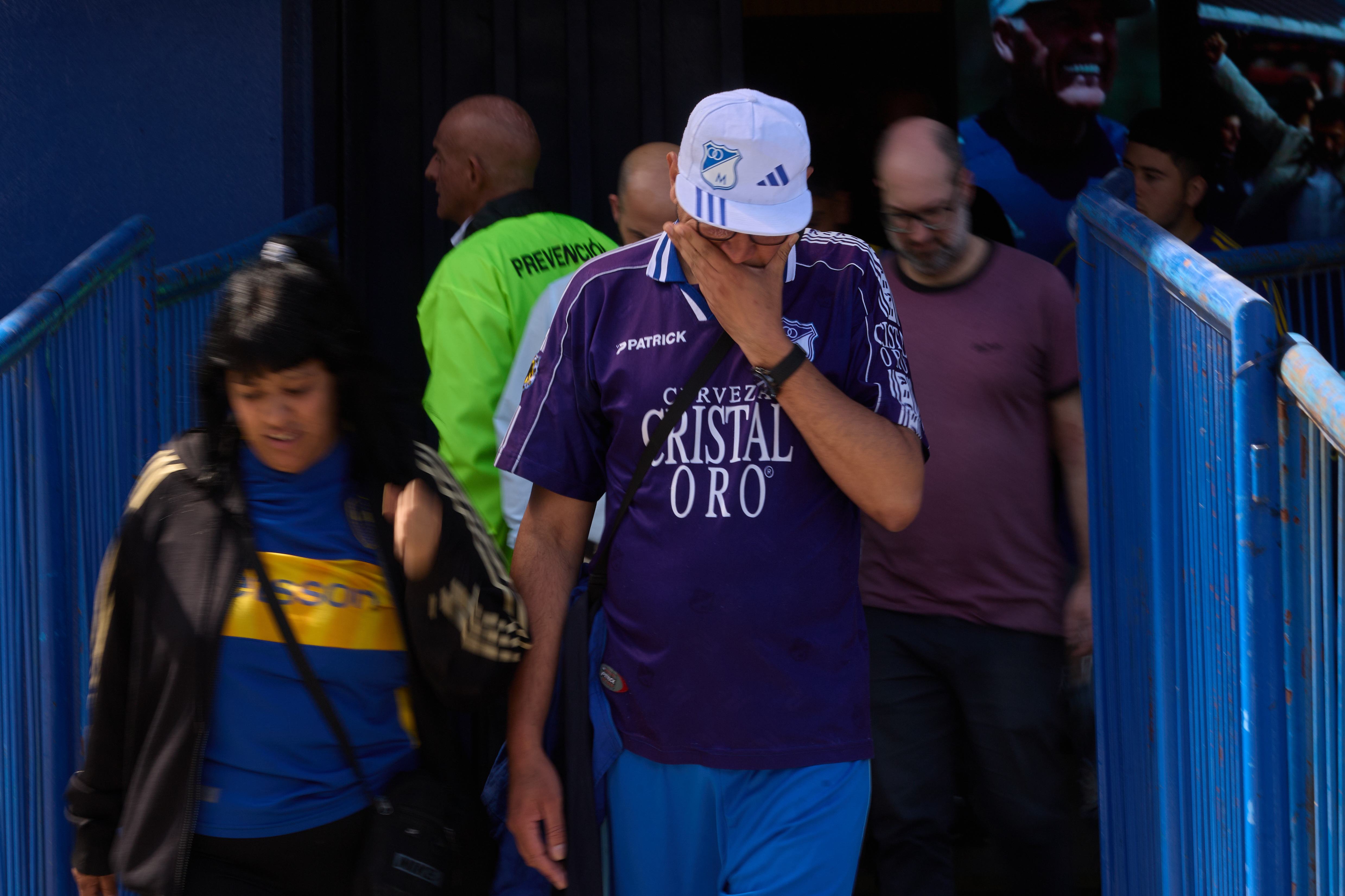 IMG_0620 BUENOS AIRES, ARGENTINA – OCTOBER 9, 2025: Fans begin to gather at La Bombonera to pay tribute ...