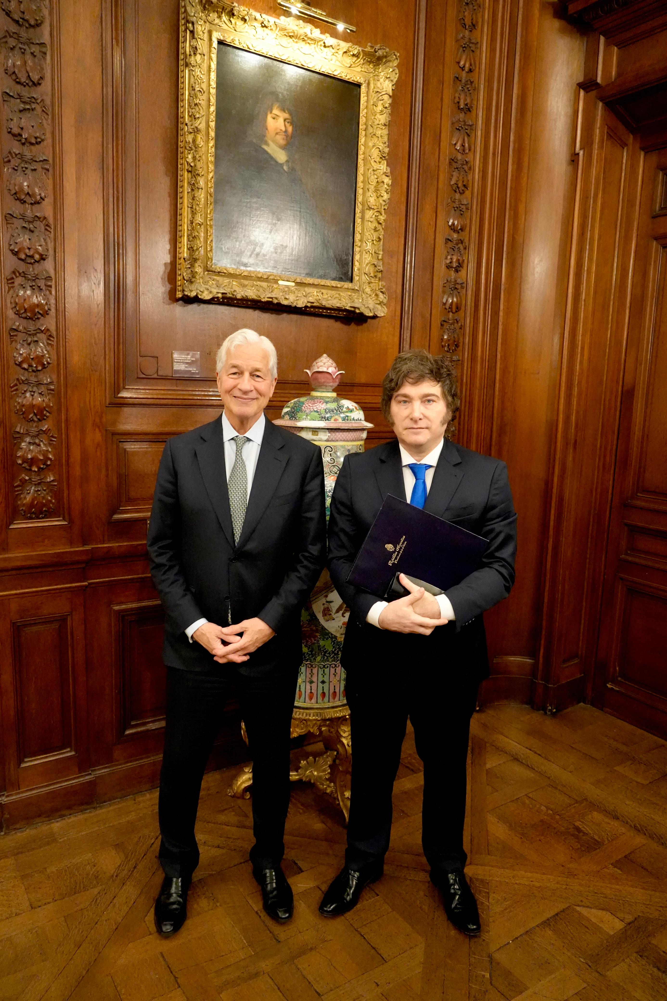 Presidente argentino Javier Milei se reúne con representantes del JP Morgan a 2 días de las ele...