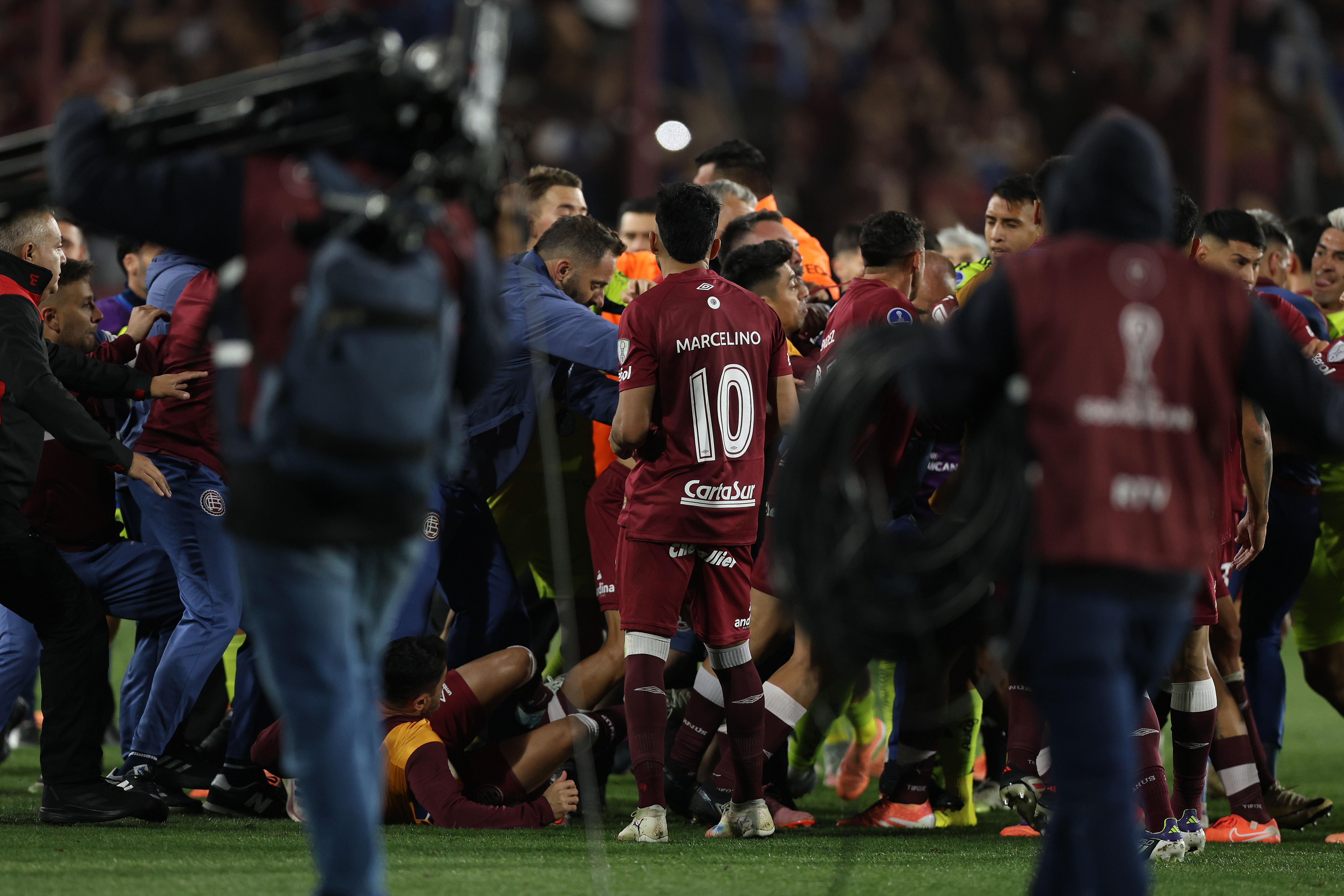 RCFL8535 Lanús, Argentina – October 30, 2025: Club Atlético Lanús faces Universidad de Chile in the s...