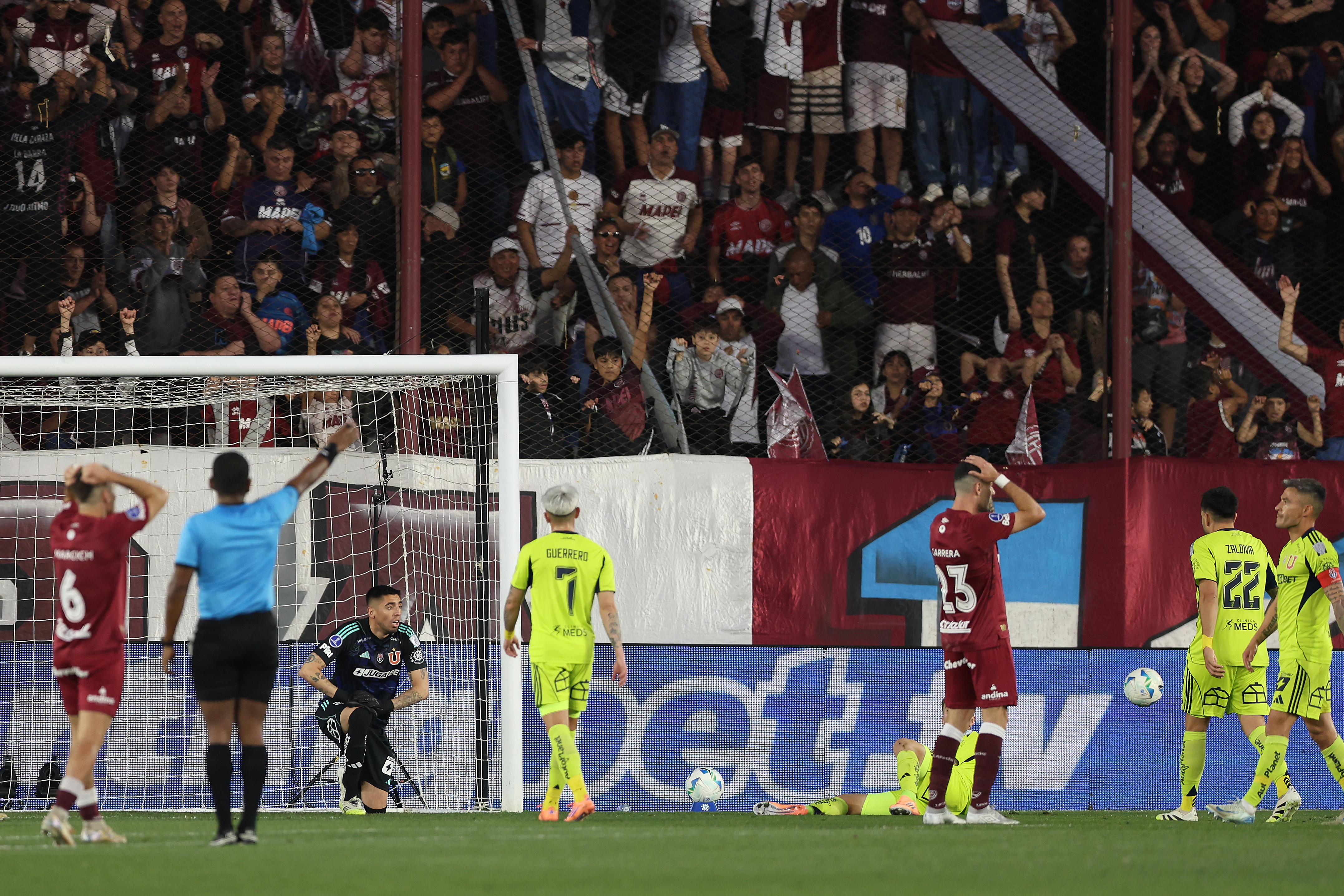 RCFL1301 Lanús, Argentina – October 30, 2025: Club Atlético Lanús faces Universidad de Chile in the s...