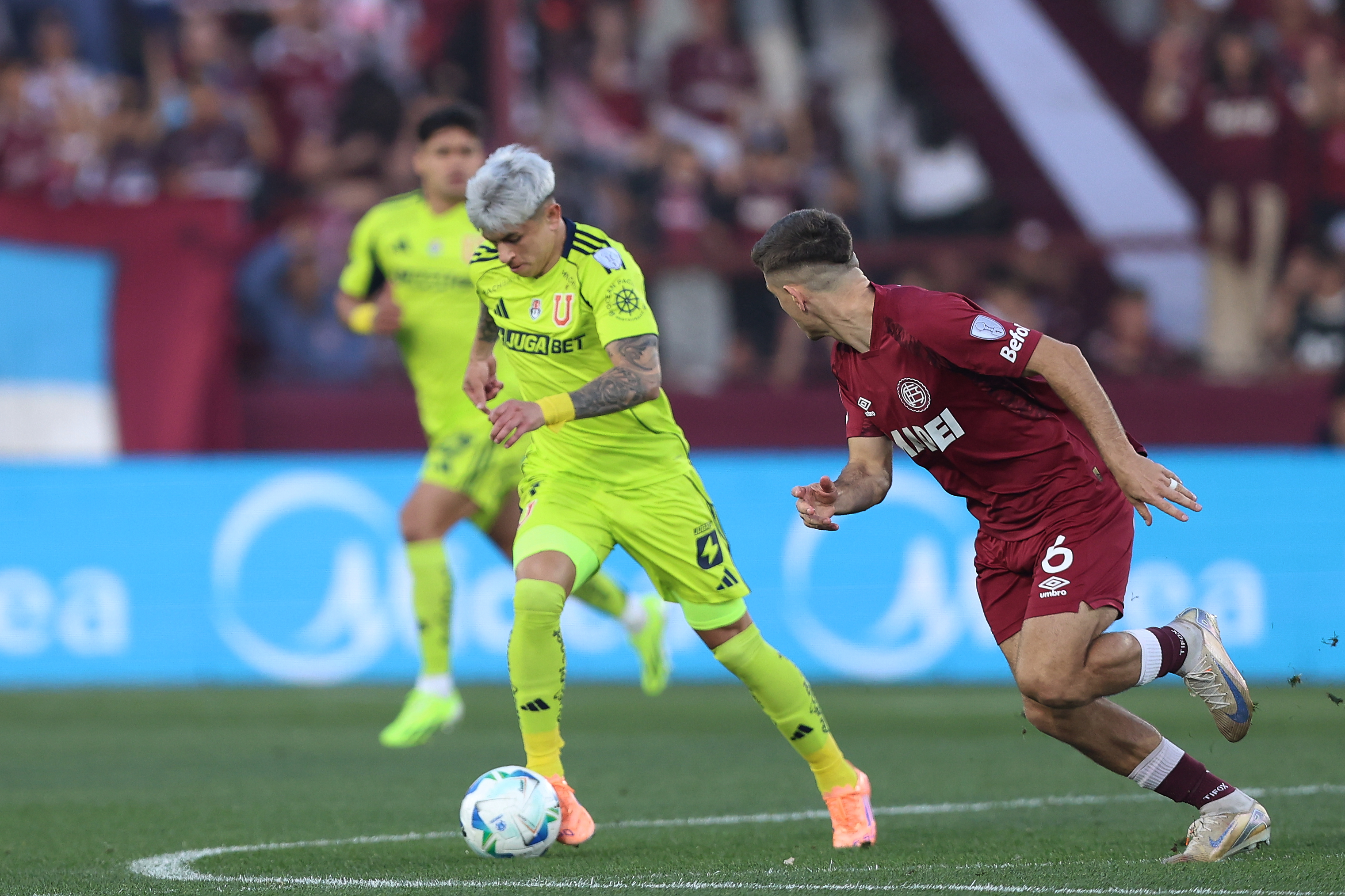 RCFL0816 Lanús, Argentina – October 30, 2025: Club Atlético Lanús faces Universidad de Chile in the s...