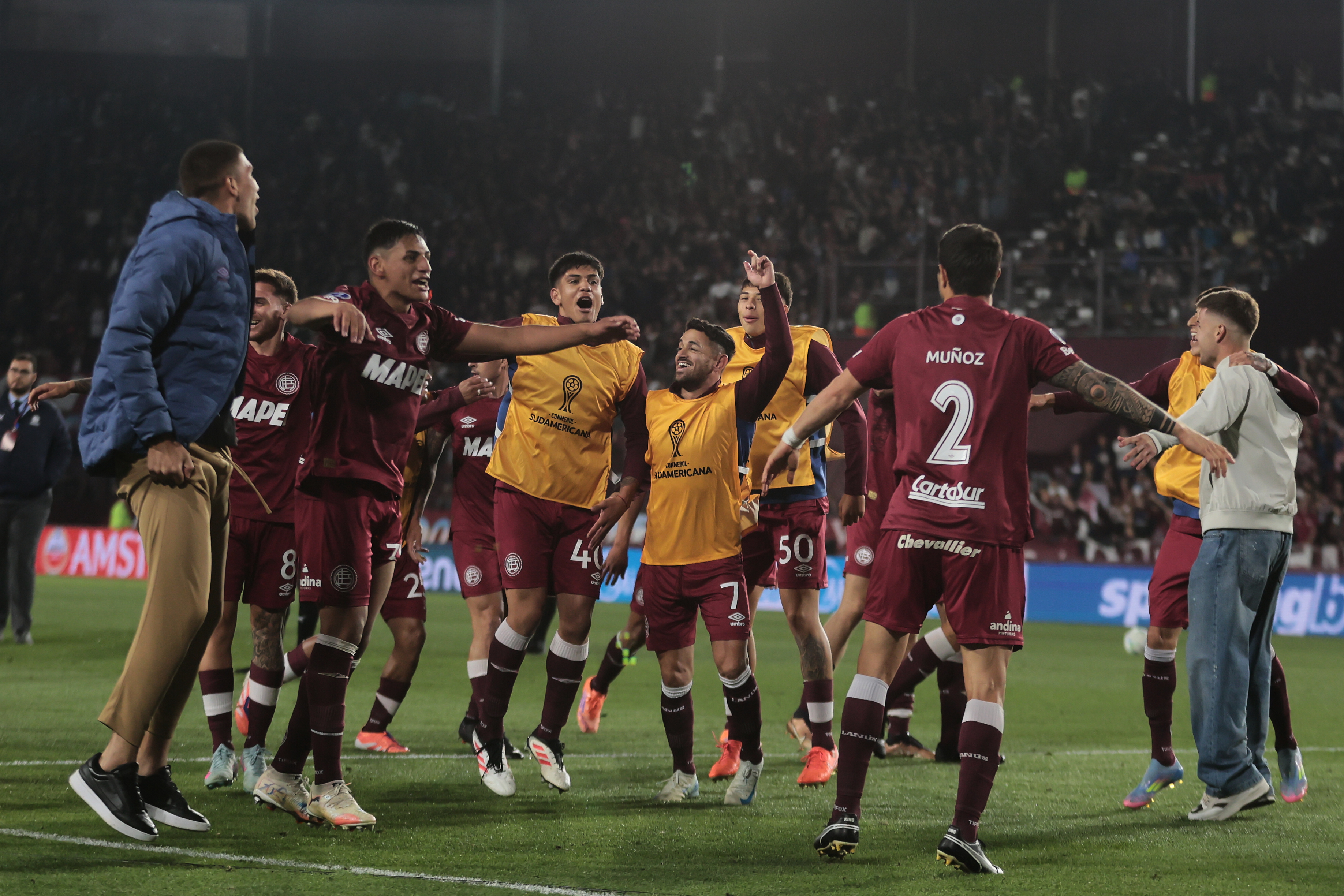 IMG_8227 Lanús, Argentina – October 30, 2025: Club Atlético Lanús faces Universidad de Chile in the s...