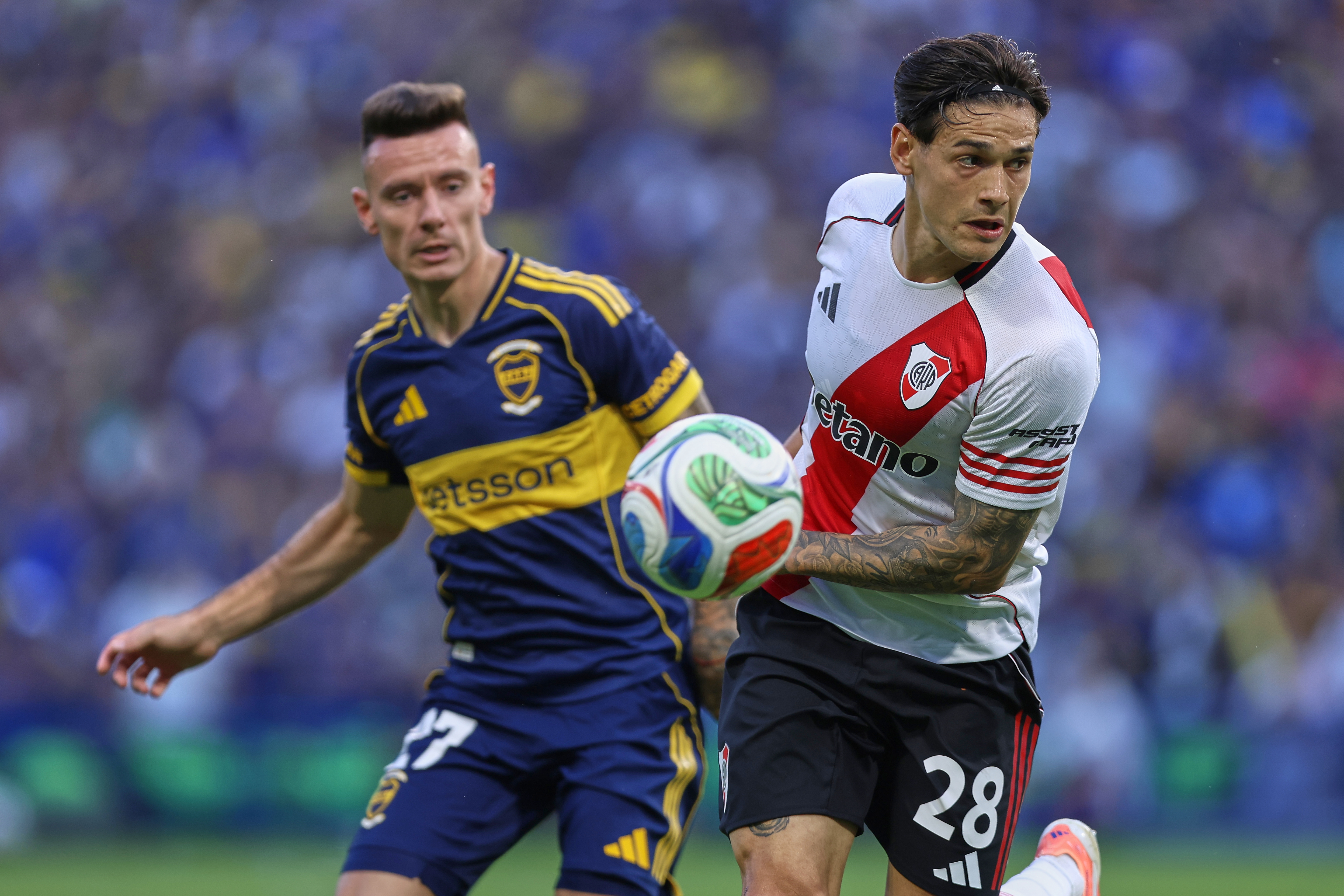 Zeballos and Merentiel secure Boca’s victory in the Superclásico Buenos Aires, Argentina – November 9, 2025: Boca Juniors defeated River Plate 2-0 at La Bombone...