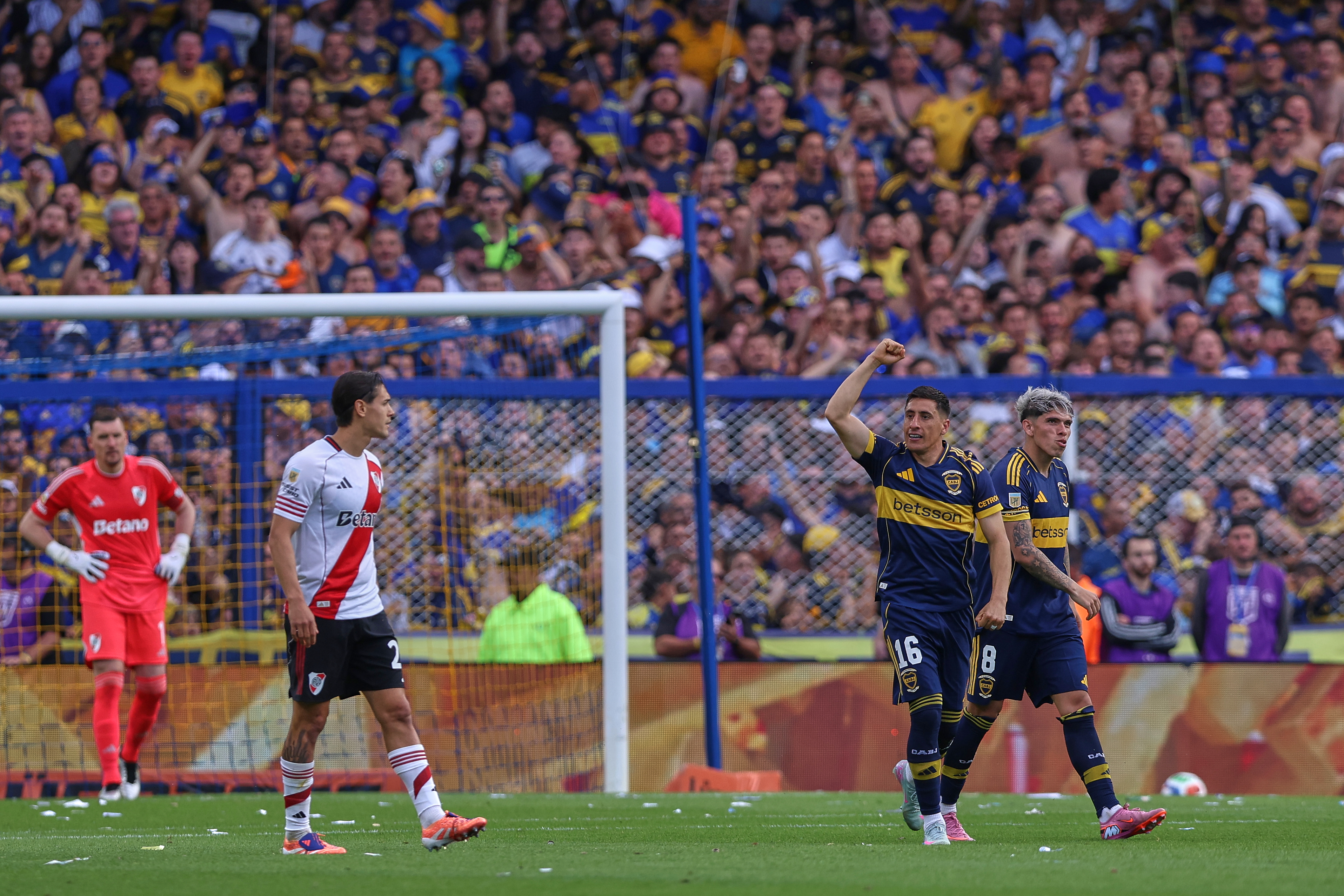 Zeballos and Merentiel secure Boca’s victory in the Superclásico Buenos Aires, Argentina – November 9, 2025: Boca Juniors defeated River Plate 2-0 at La Bombone...