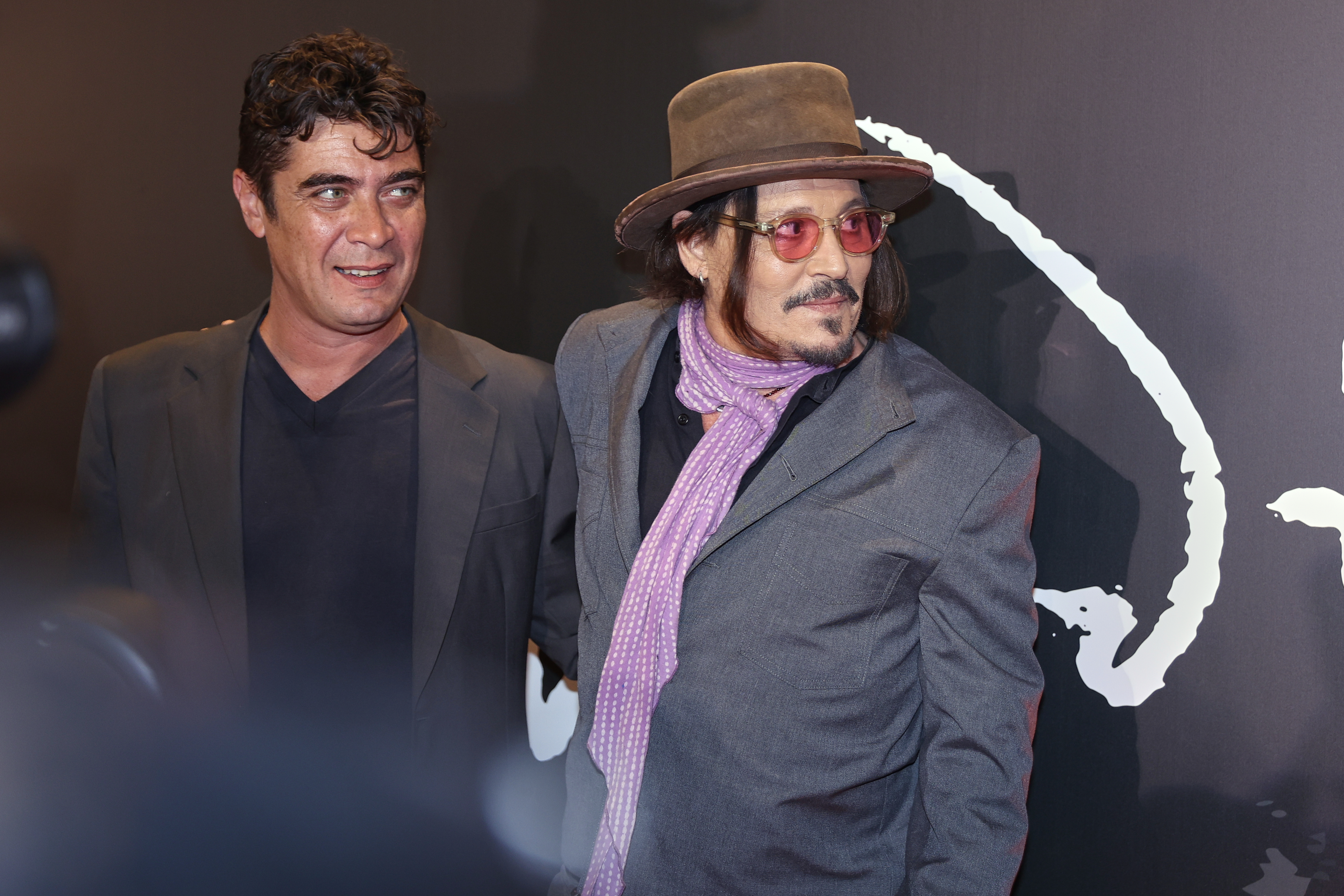 The renowned American actor and director presented his film alongside its star, Riccardo Scamarcio Buenos Aires, Argentina – November 11, 2025: Johnny Depp (R) poses with lead actor Riccardo Sca...