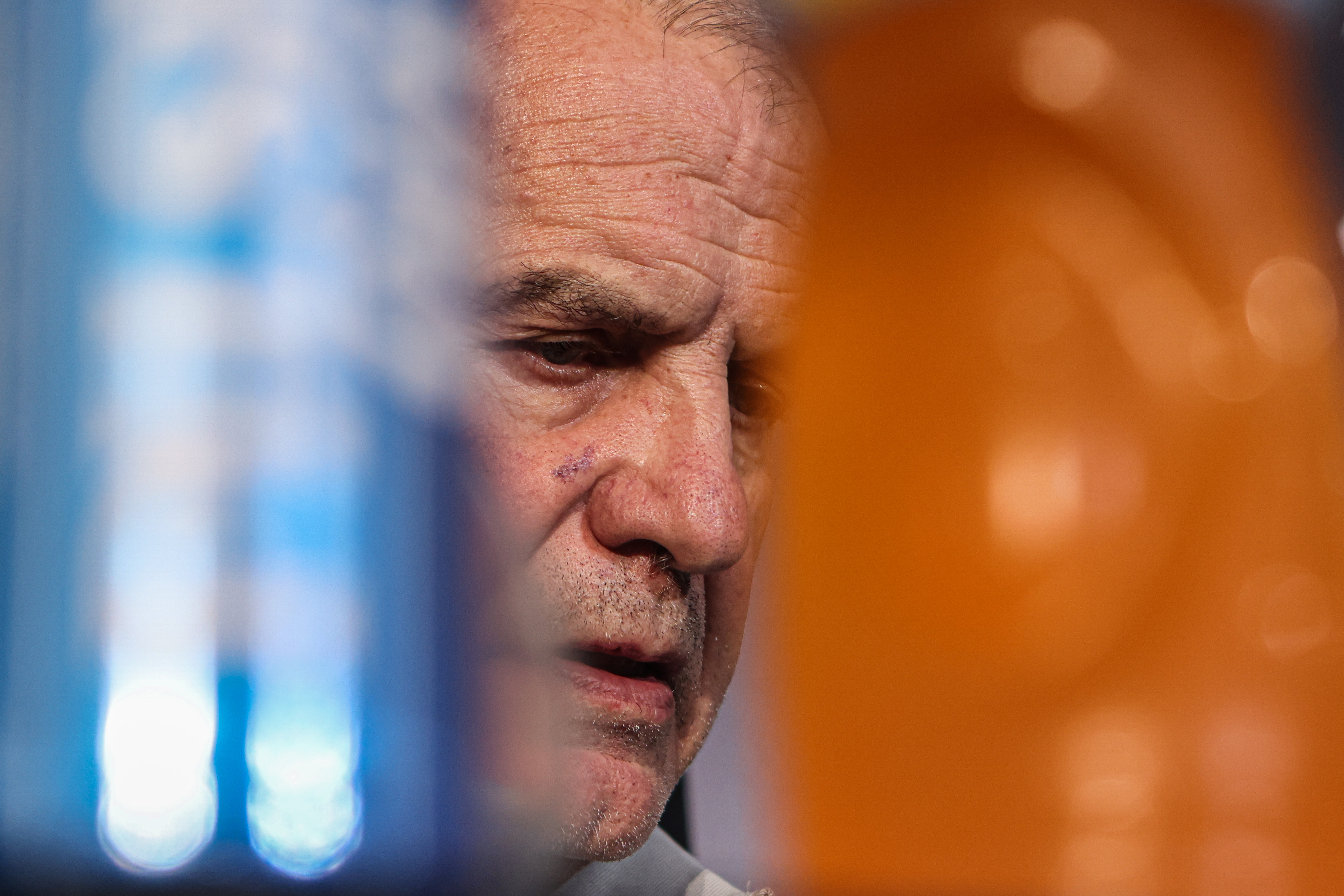 The Argentine coach declared having the "same strength" to continue the project until the 2026 World Cup and confessed to being "toxic" and receiving complaints about his "behavior" Montevideo, Uruguay – November 20, 2025: Uruguay national team coach, Marcelo Bielsa, holds a p...