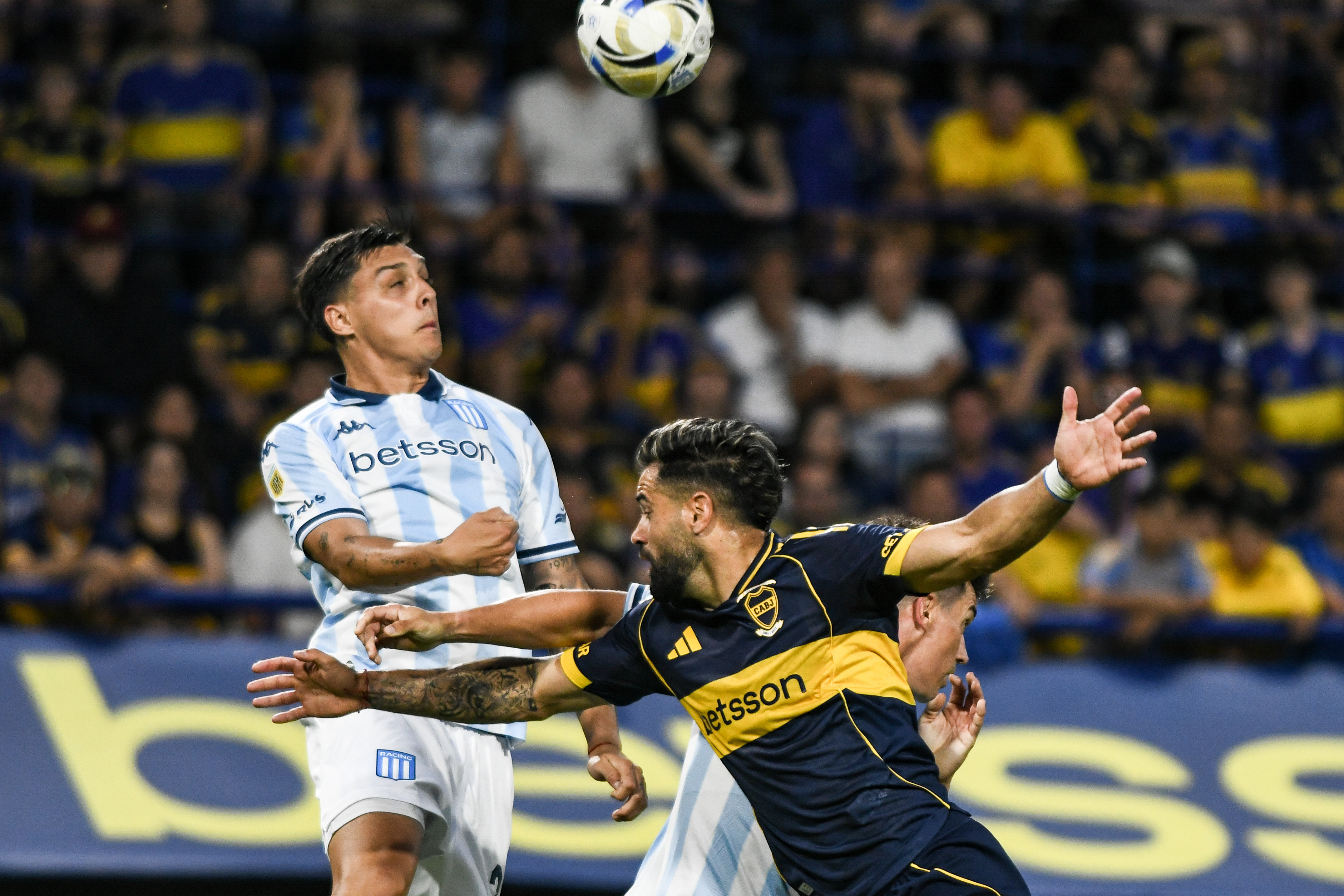 The semifinal carries added weight as River and Independiente depend on its outcome for international qualification. Buenos Aires, Argentina – December 7, 2025: Boca Juniors and Racing Club meet at La Bombonera f...