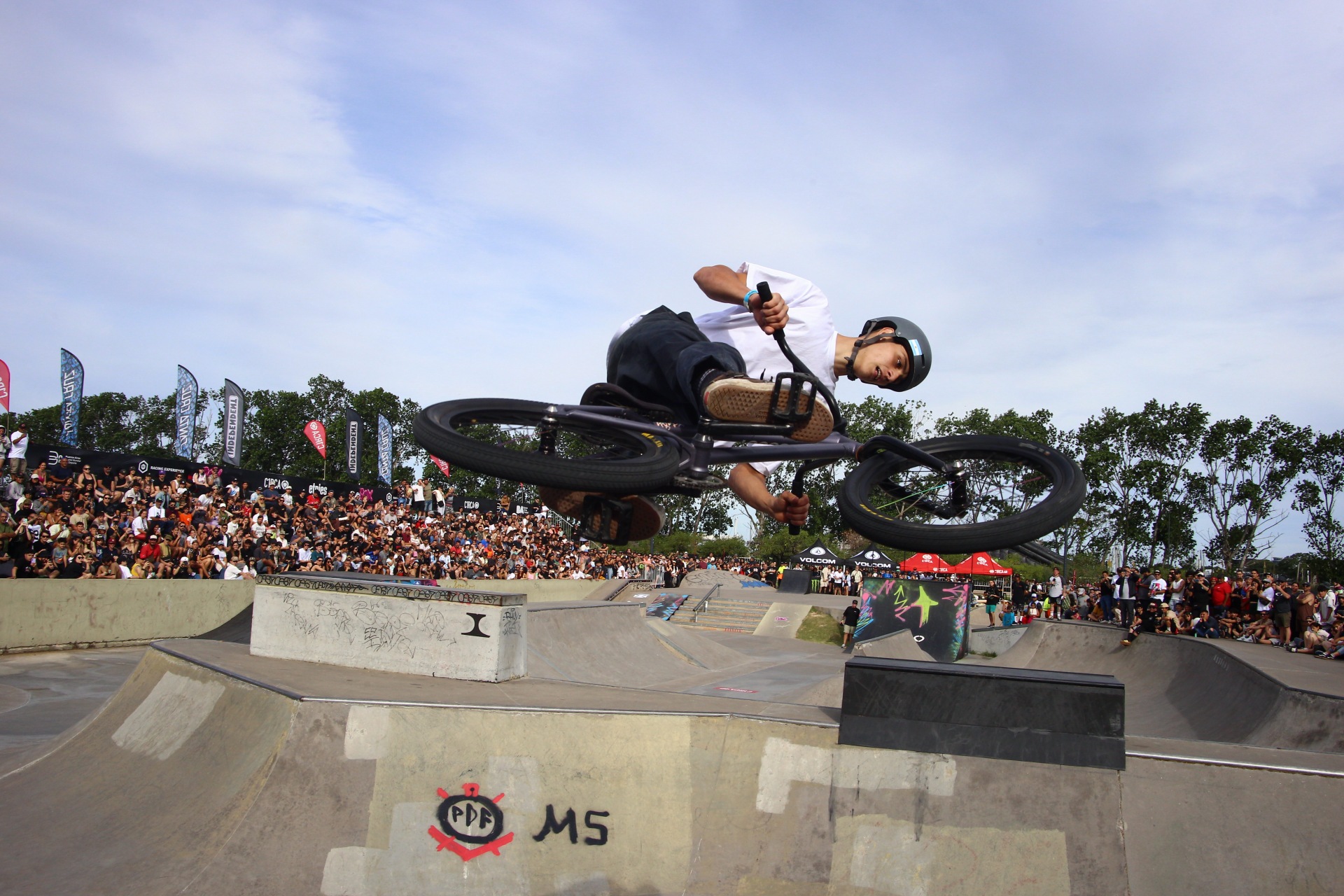 The festival returned featuring the debut of Freestyle Motocross alongside Skate and BMX competitions at the Palermo Sports Park Buenos Aires, Argentina – December 7, 2025: The fifth edition of the "Buenos Aires Extremo" (BA...