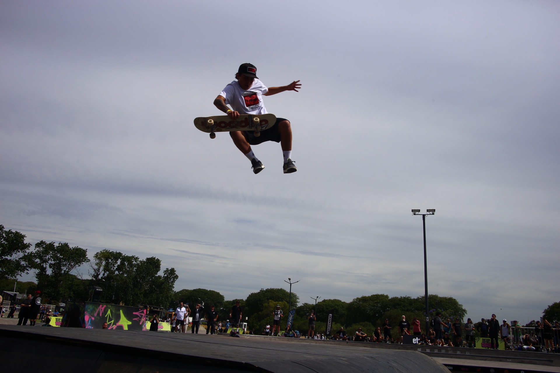 The festival returned featuring the debut of Freestyle Motocross alongside Skate and BMX competitions at the Palermo Sports Park Buenos Aires, Argentina – December 7, 2025: The fifth edition of the "Buenos Aires Extremo" (BA...
