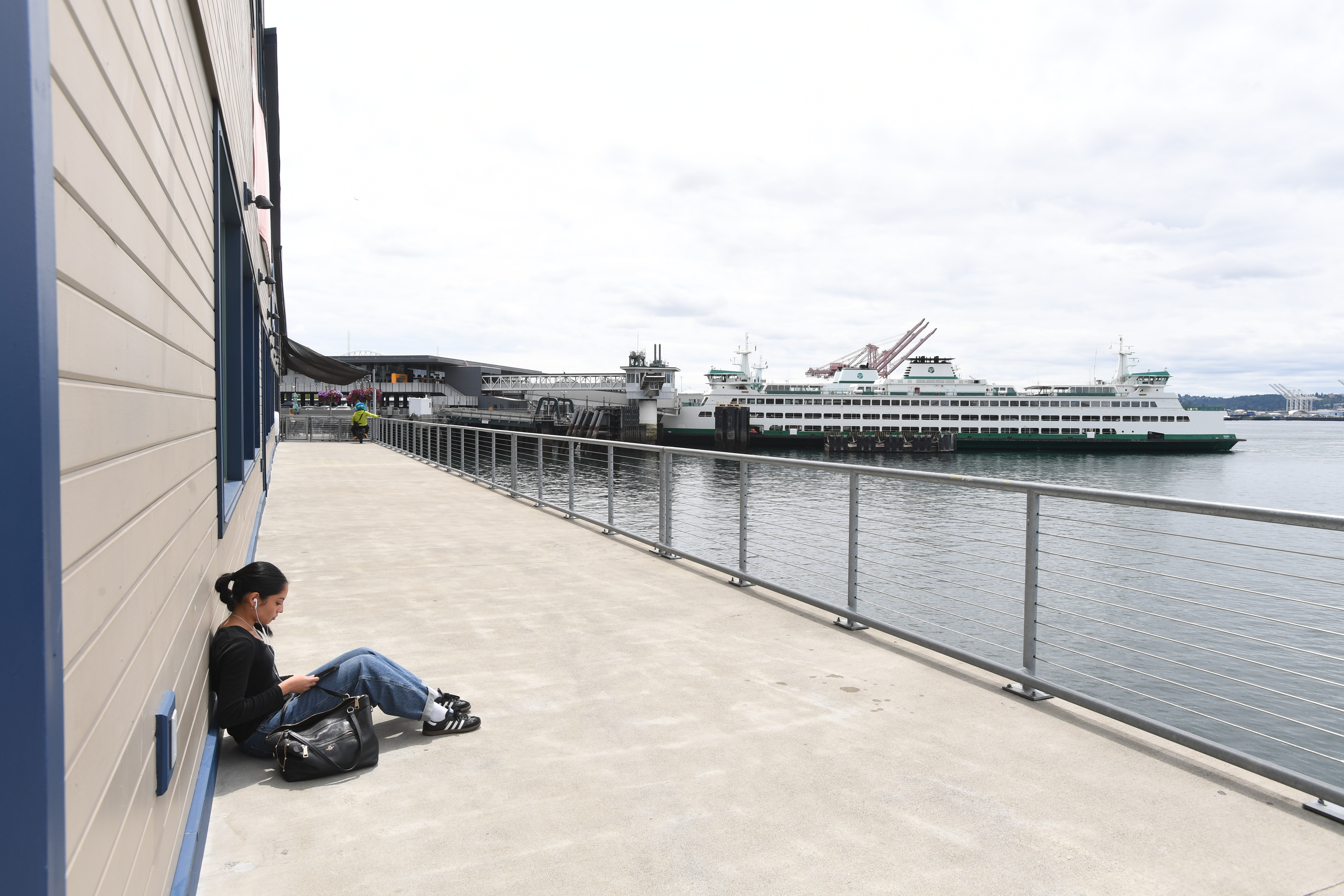Seattle's fentanyl problem Seattle, United States — June 2025.
On the streets of this northwestern city, as in other state...