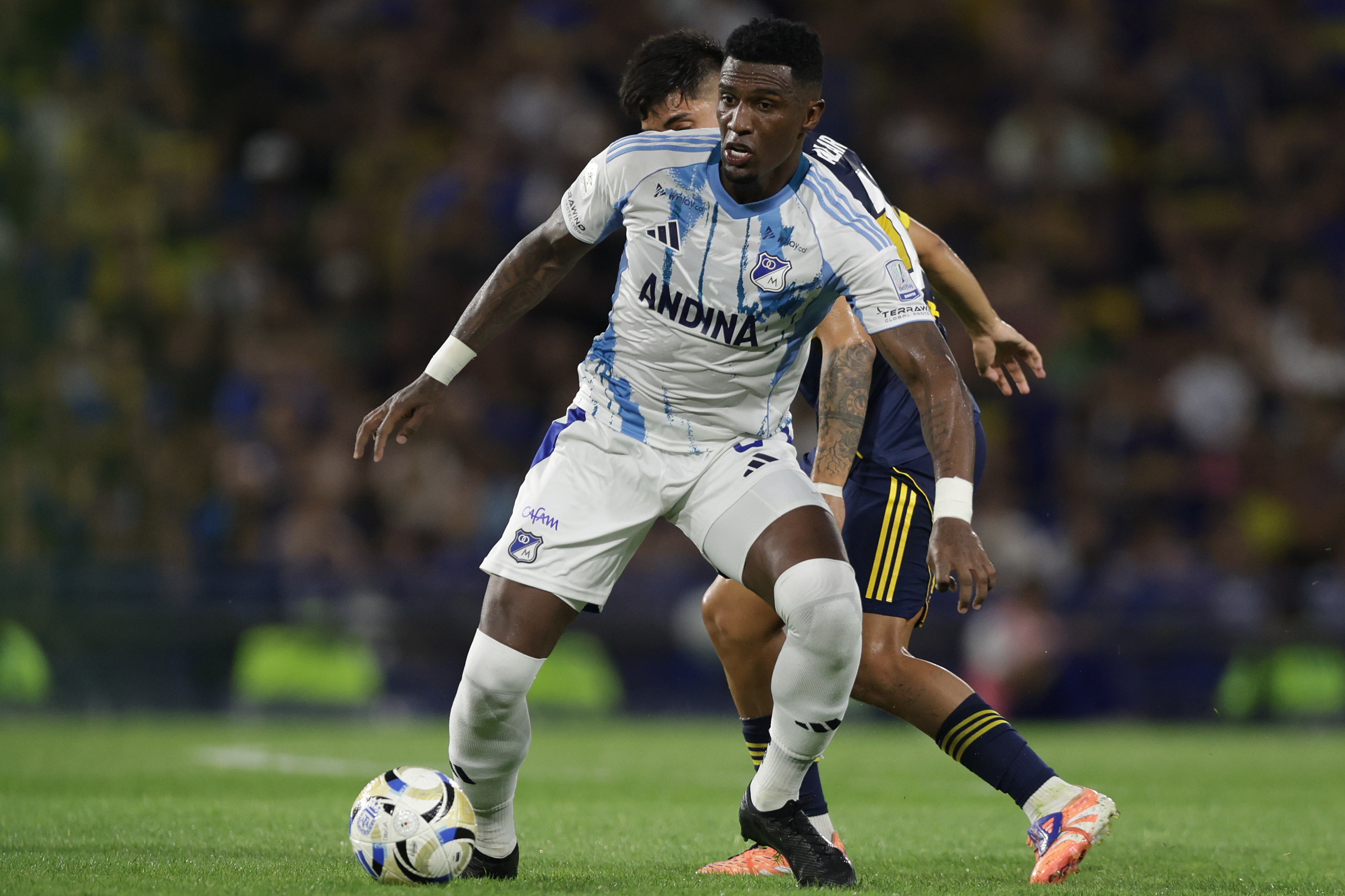 The Xeneize couldn't break the 0-0 tie at La Bombonera with a lackluster performance by its stars honoring the late coach Buenos Aires, Argentina – January 14, 2026: In an emotionally charged night at La Bombonera, Bo...