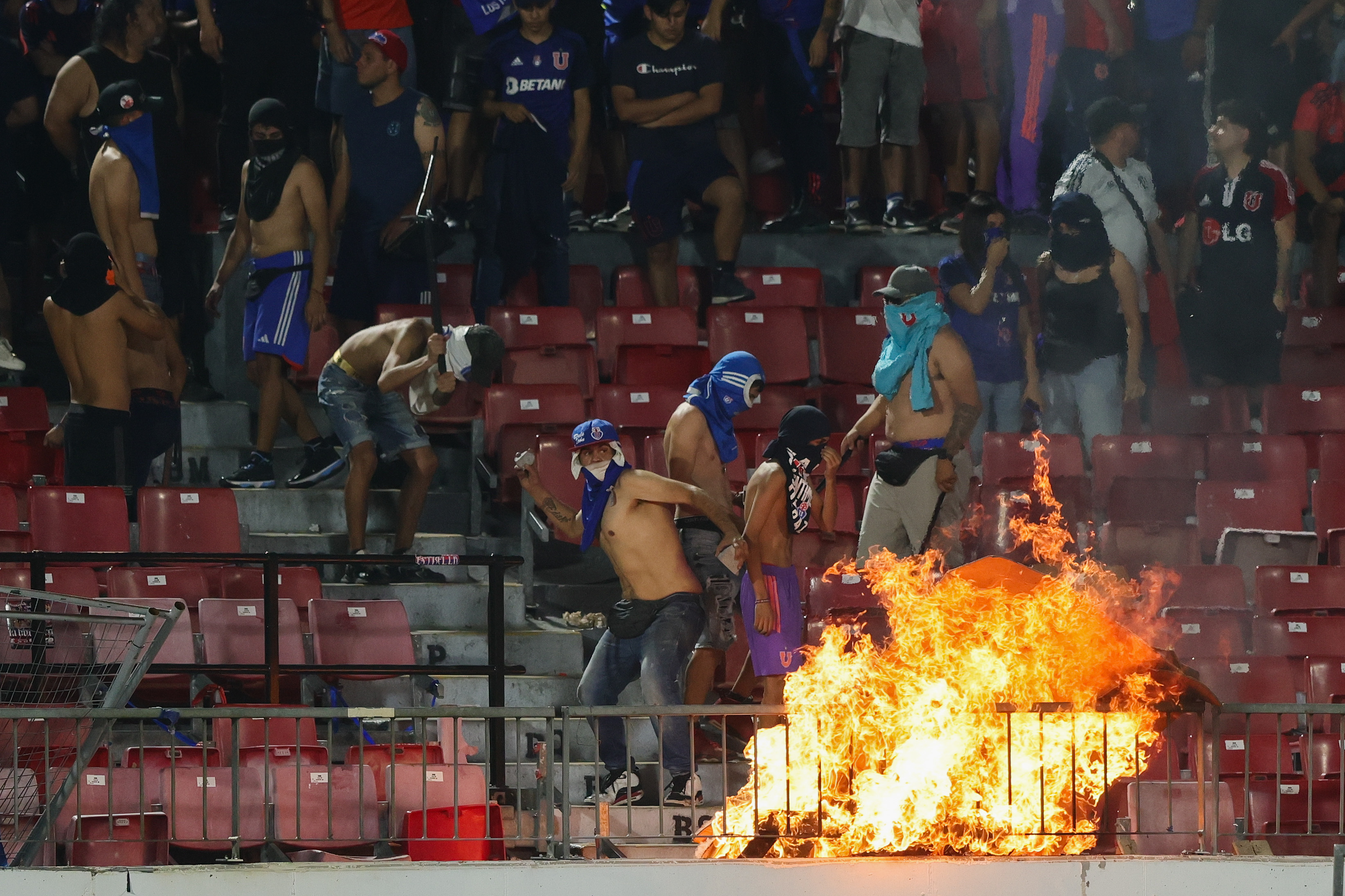 Universidad de Chile vs Audax Italiano, campeonato 2026 Santiago, Chile – 30 enero, 2026: El inicio del Campeonato Nacional se vio empañado por graves...