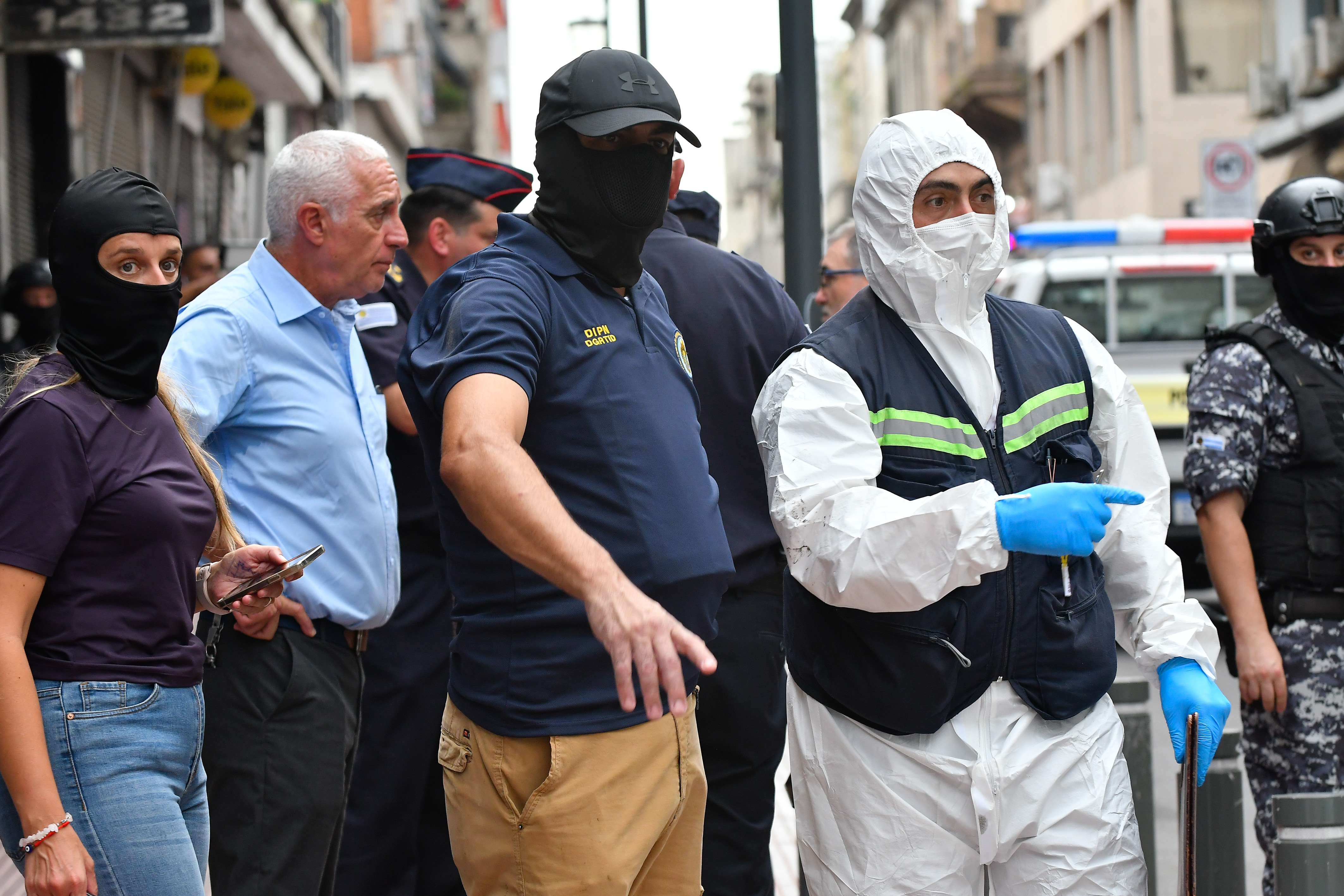 Túnel para robar banco en Ciudad Vieja Montevideo, Uruguay, 03.02.2026: Policía desbarató una banda que a travez de un túnel , preten...