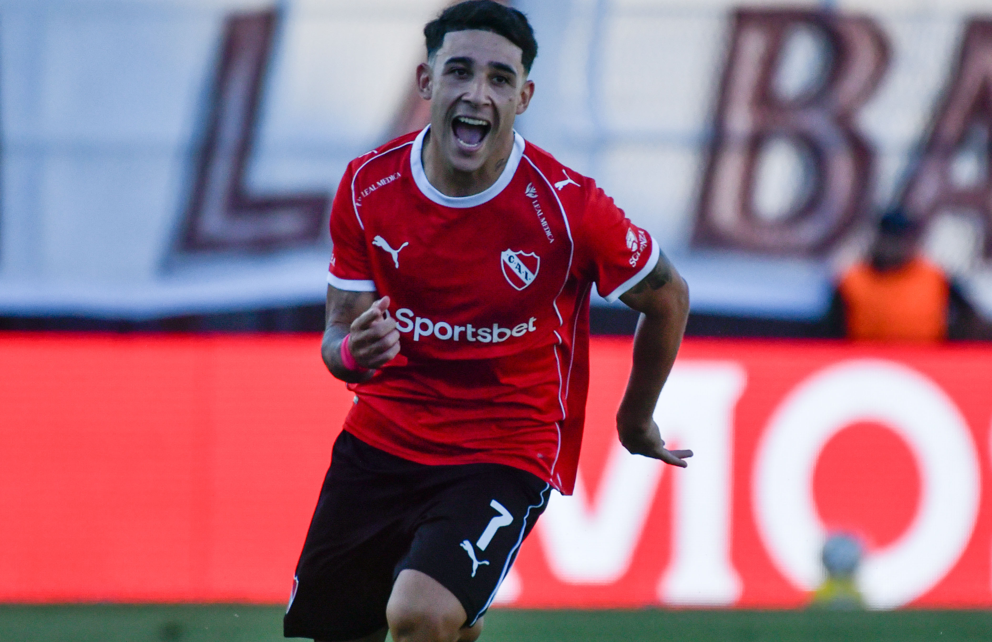 The "Calamar" hosts Avellaneda's "Rojo" in a key clash to climb the standings in the Apertura Tournament Buenos Aires, Argentina – February 8, 2026: Montiel of Independiente celebrates his goal. Plate...