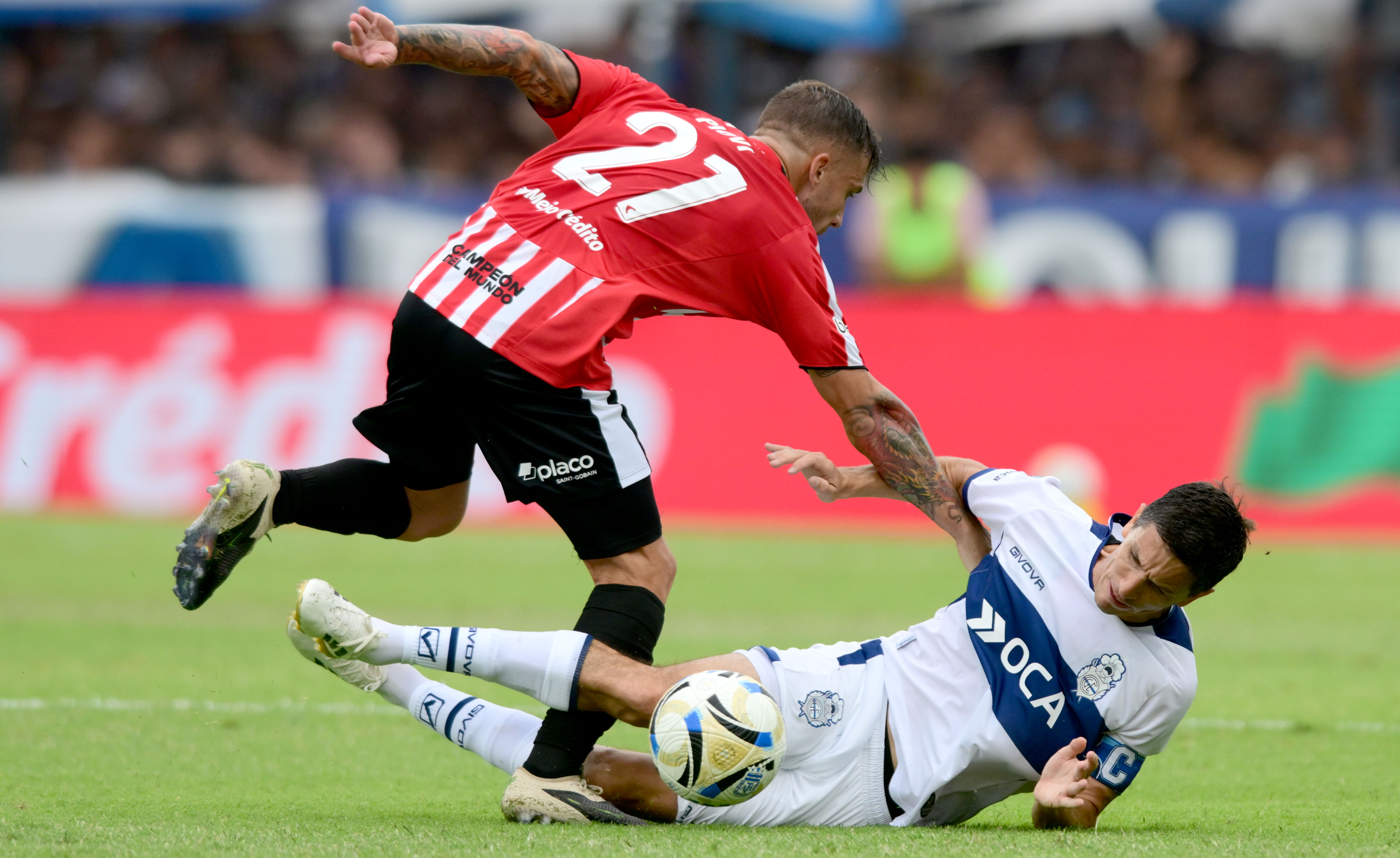 Gimnasia and Estudiantes drew 0-0 for round 5 of the Apertura Tournament in a high-intensity clash in La Plata La Plata, Argentina – February 15, 2026: Ignacio Fernández (R) midfielder of the local team fa...