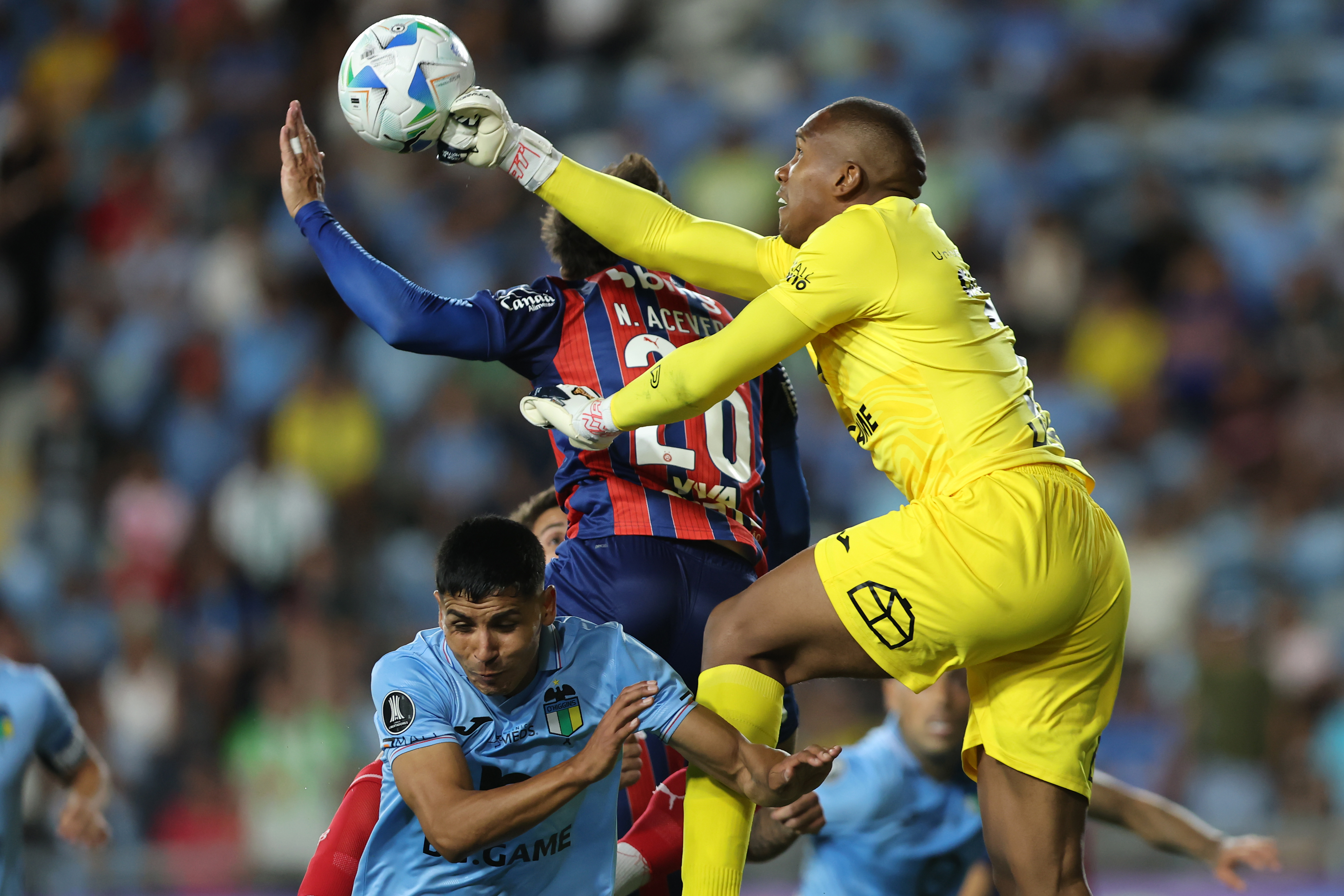 Rancagua, Chile – February 18, 2026: O'Higgins de Rancagua faces Esporte Clube Bahia in the sec...
