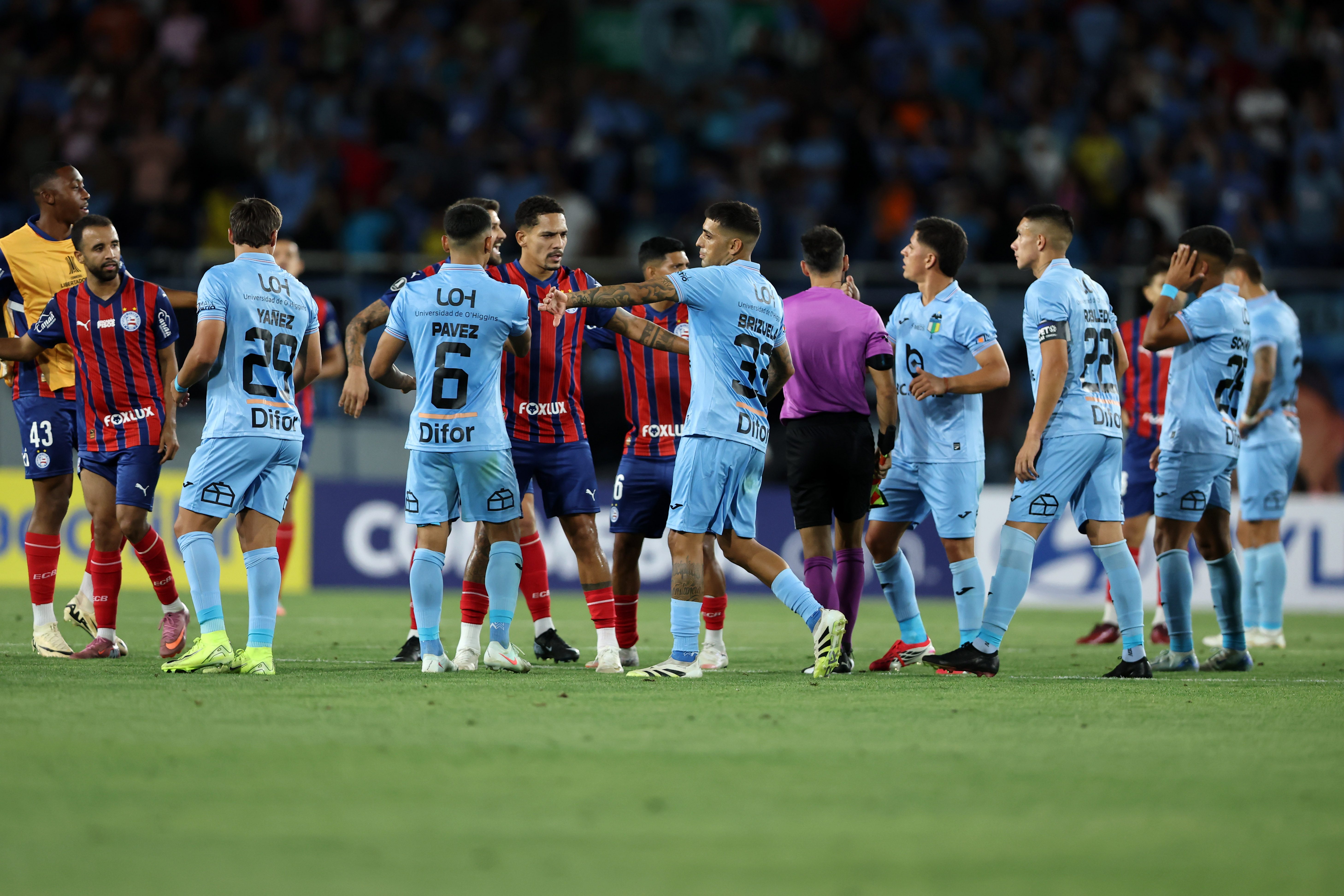 Rancagua, Chile – February 18, 2026: O'Higgins de Rancagua faces Esporte Clube Bahia in the sec...