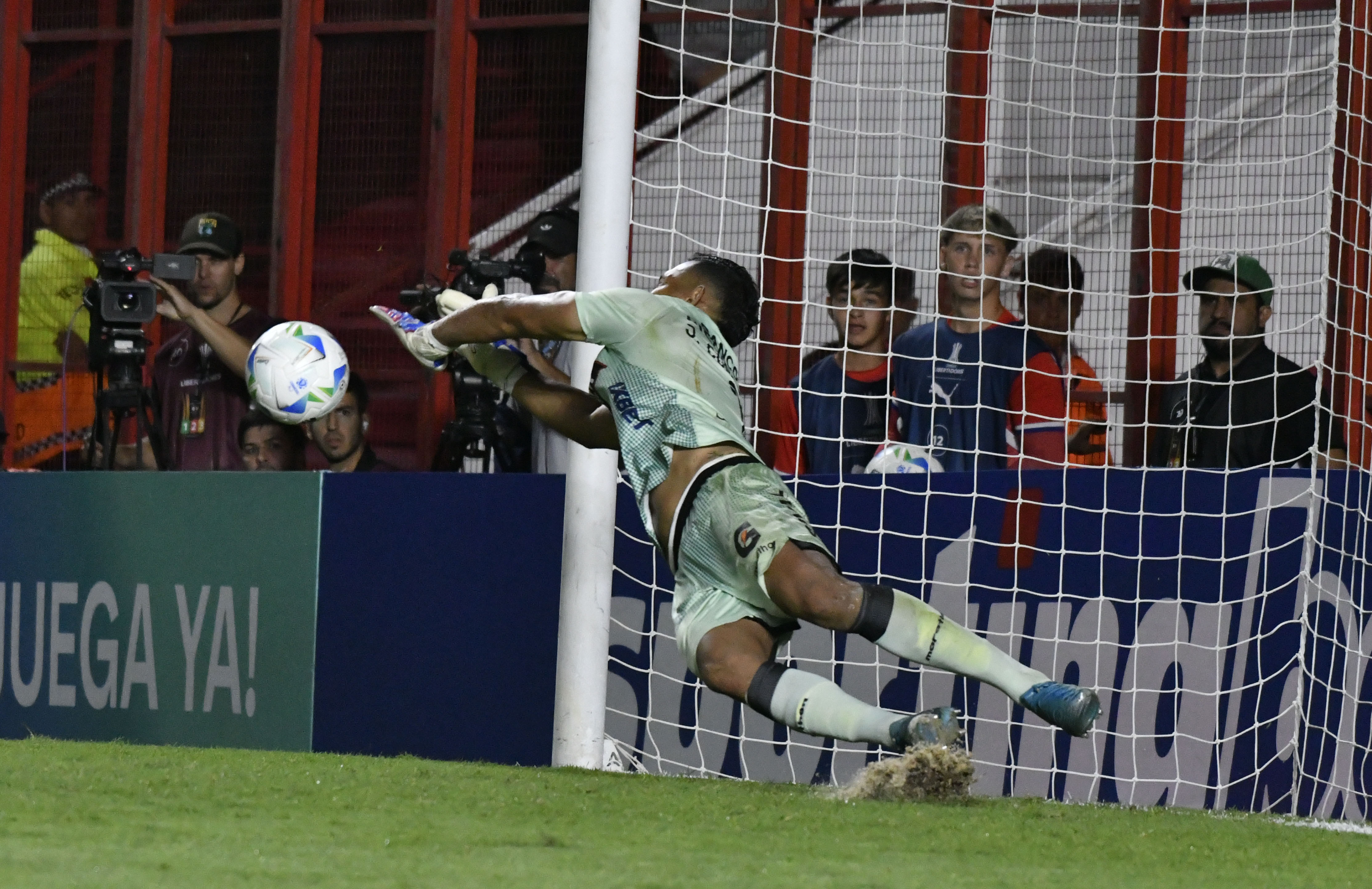 Buenos Aires, Argentina – February 25, 2026: Barcelona SC goalkeeper Jose Contreras stops one o...