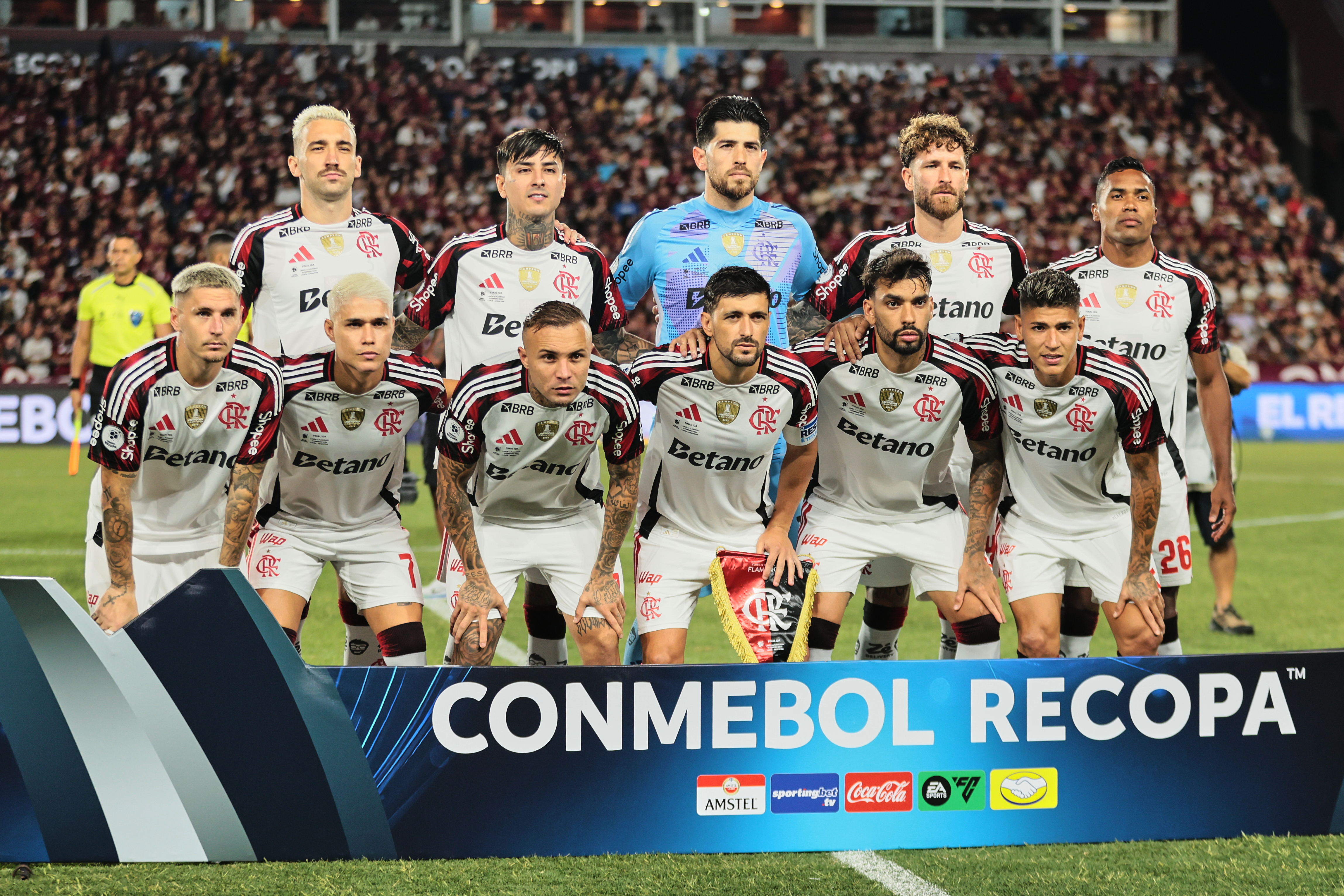 Lanus, Argentina – February 19, 2026: Initial formation of Flamengo was defeated by Lanus 1-0 a...