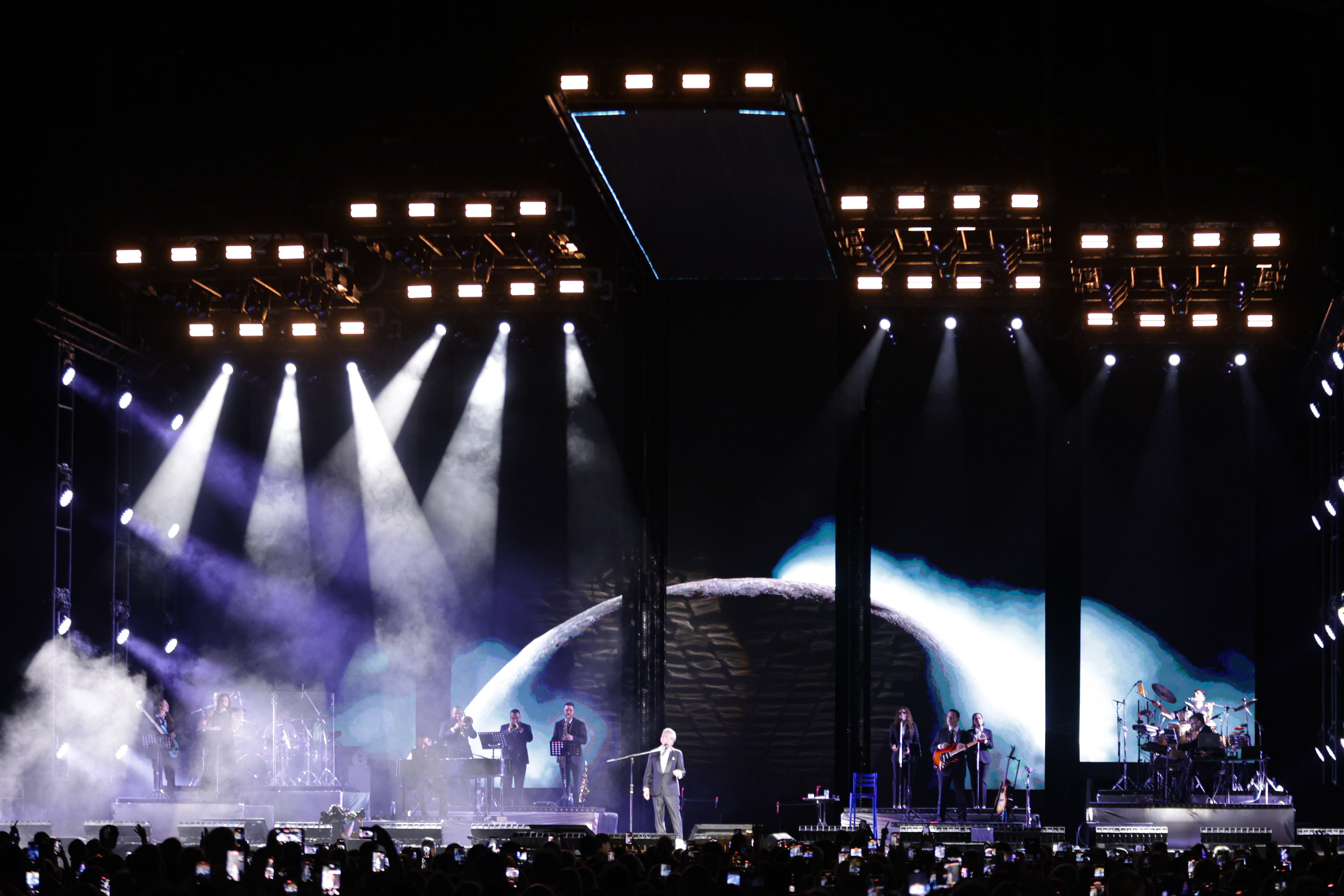 Buenos Aires, Argentina – February 21, 2026: Ricardo Montaner captivated a packed Movistar Aren...