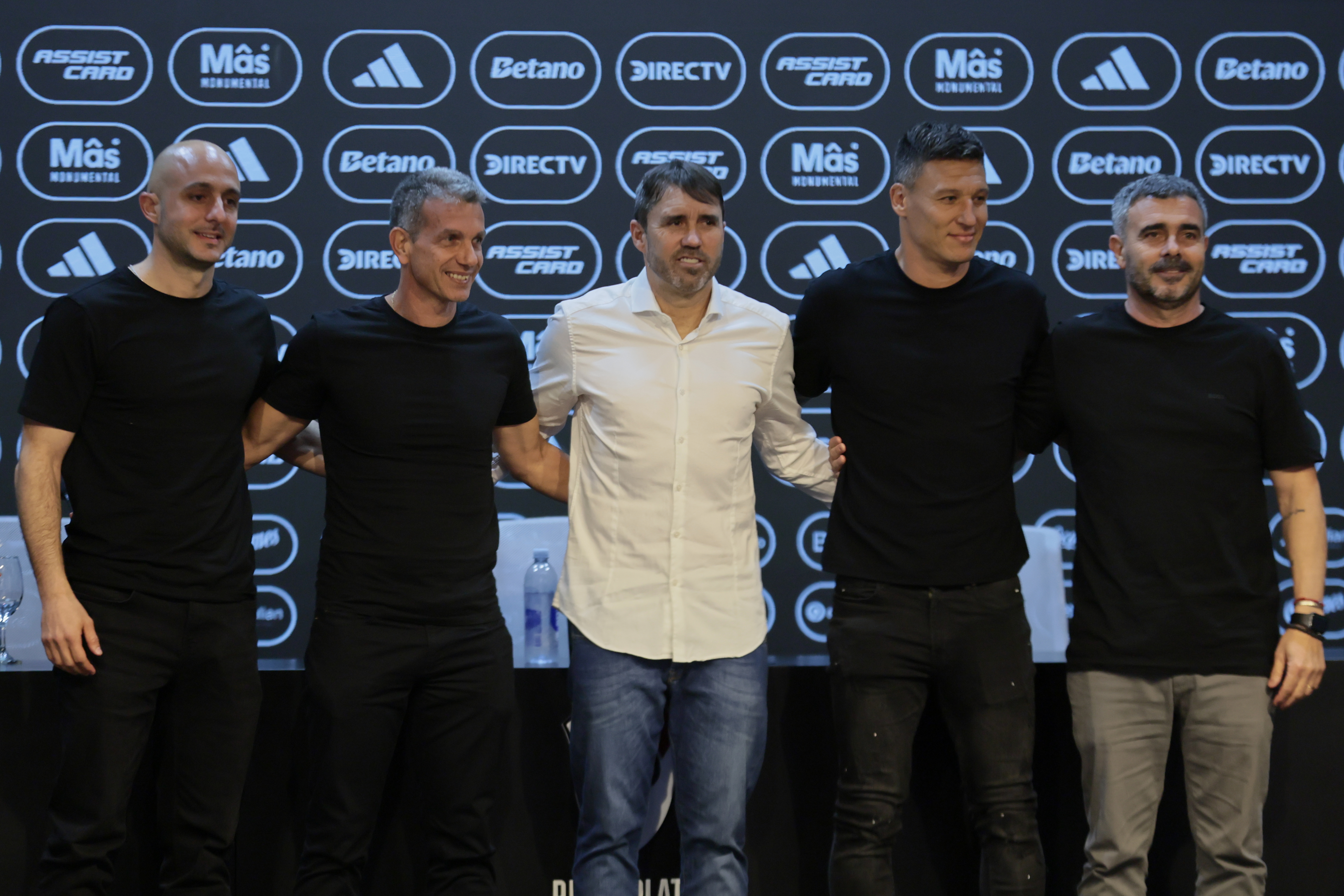 The "Chacho" takes over at the Más Monumental after his spell at Alavés, tasked with revitalizing the squad after Marcelo Gallardo's departure ARGENTINA-Eduardo Coudet is presented as the new head coach of River Plate The "Chacho" takes over at the Más Monumental after his spell at Alavés, tasked with revitalizing the squad after Marcelo Gallardo's departure Buenos Aires, Argentina – March 4, 2026: Eduardo Coudet was officially presented as the head coach of River Plate at the Más Monumental stadium. Following his recent stint at Deportivo Alavés in Spain, "Chacho" takes on the challenge of leading the "Millonario" squad and restoring its competitive edge following the end of Marcelo Gallardo's era. (Photo: Salvador Parente/UNAR AGENCY)