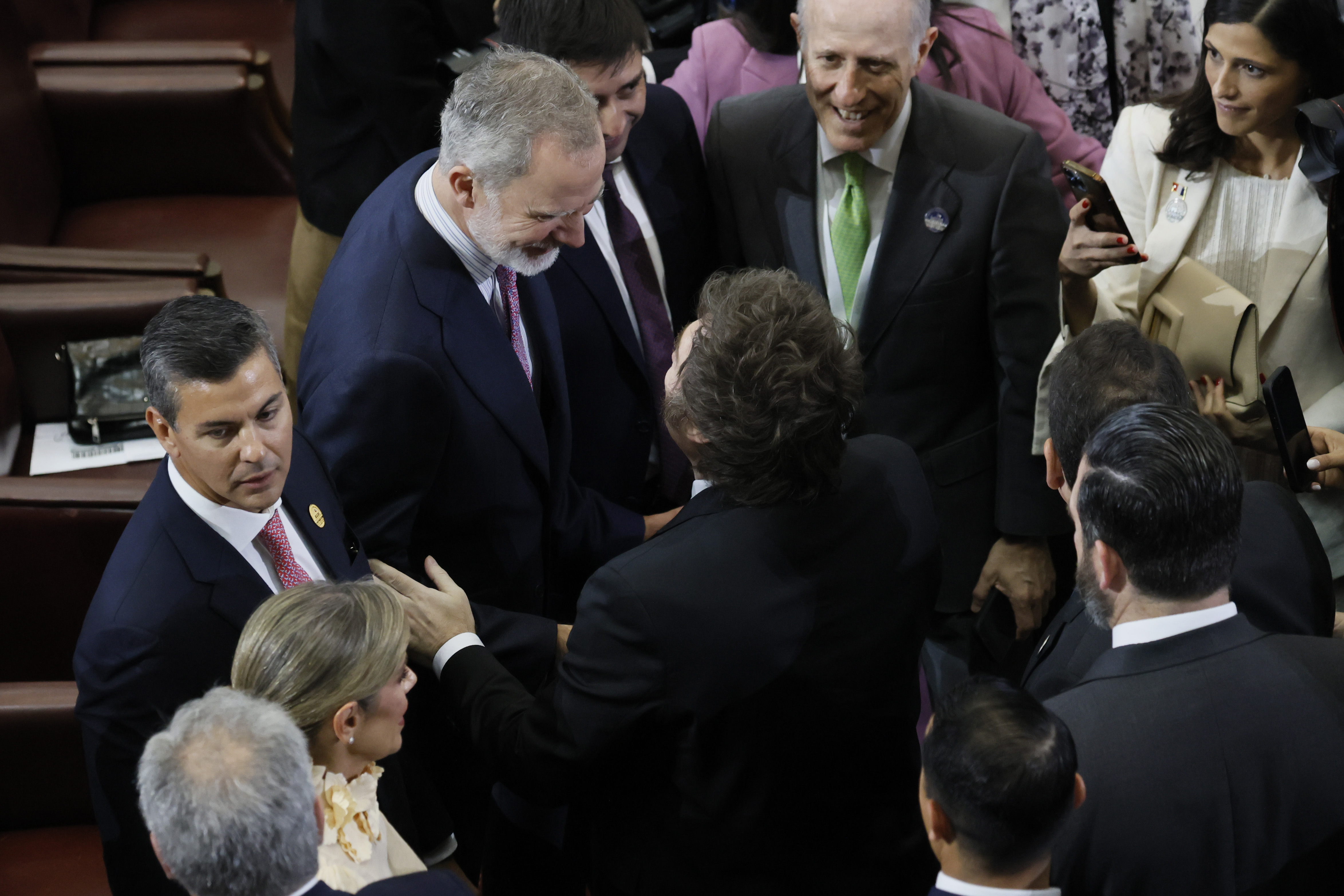 In a historic ceremony at the National Congress in Valparaíso, the outgoing leader transferred the presidential sash to the new President of Chile Chile-Gabriel Boric hands over power to José Antonio Kast In a historic ceremony at the National Congress in Valparaíso, the outgoing leader transferred the presidential sash to the new President of Chile Valparaiso, Chile – March 11, 2026: Argentine President Javier Milei (Down) present at the presidential inauguration ceremony. The arrival of these international figures at the Hall of Honor highlighted the day's diplomatic agenda at the National Congress. (Photo: Sebastian Cisternas/Aton Chile/UNAR AGENCY)
