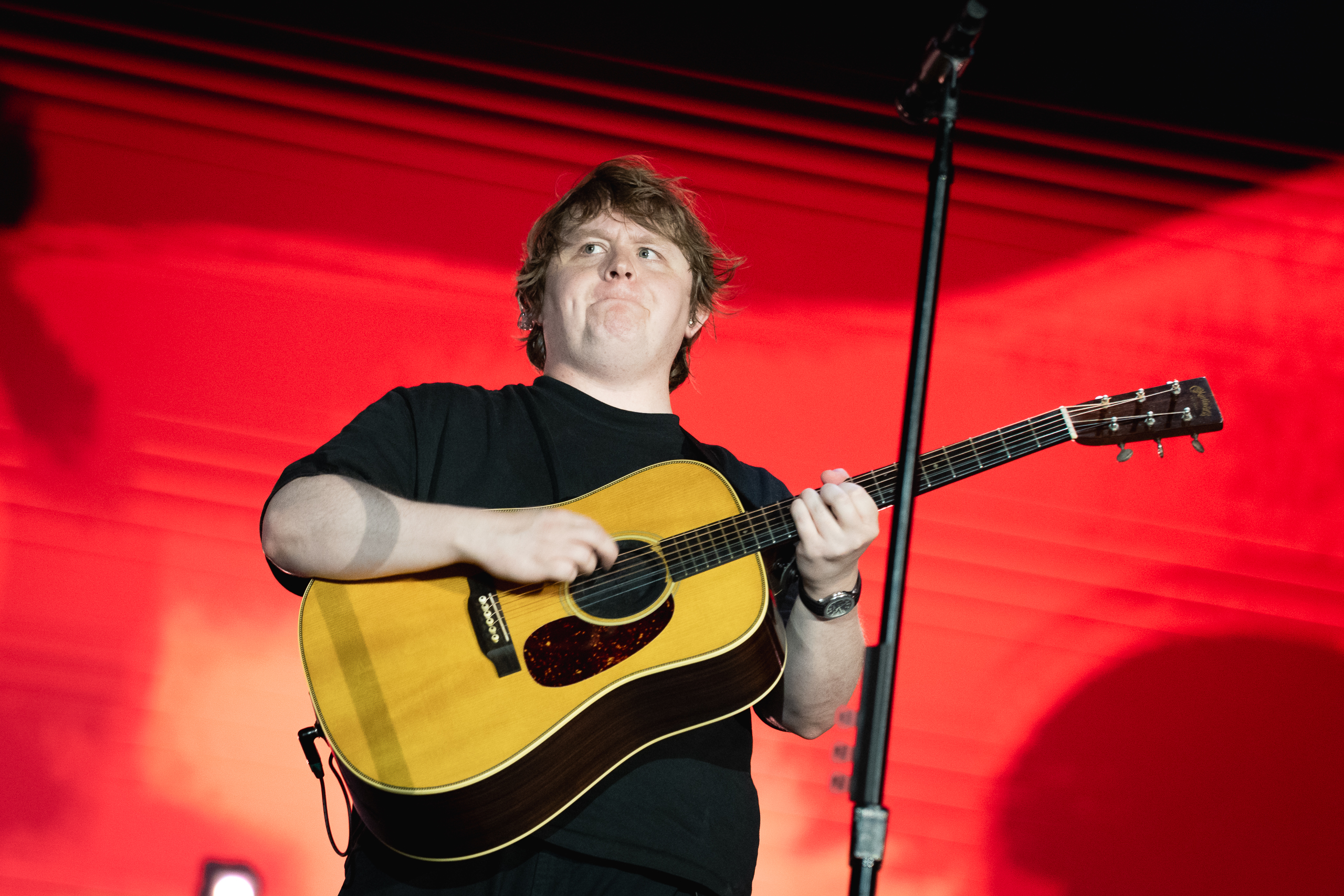 Lewis-Capaldi_06 ARGENTINA-Lollapalooza día 2 Lewis-Capaldi_06 Distintos artistas se presentan durante el primer día del Lollapalooza Argentina dia 2. Foto: UNAR AGENCY