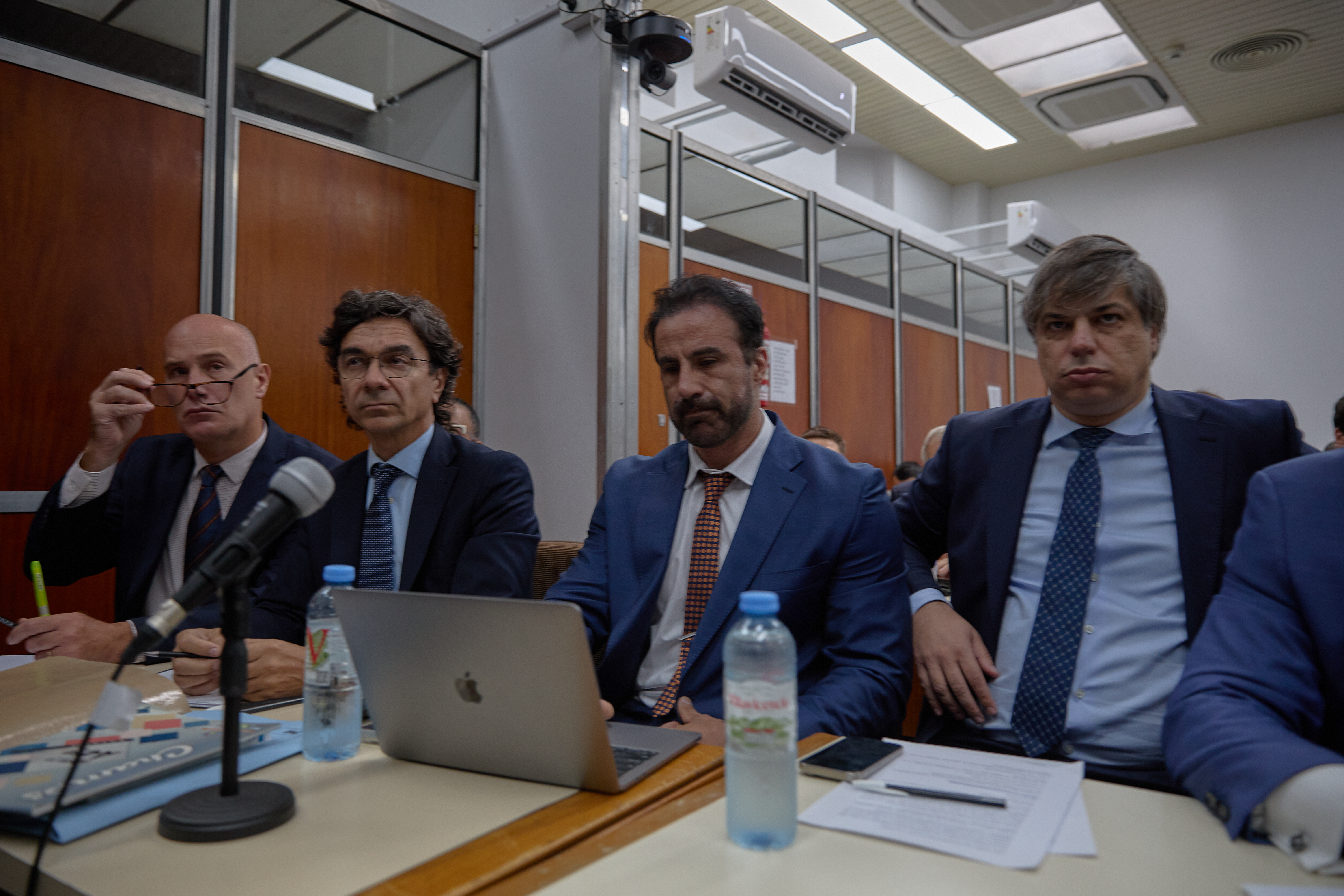 San Isidro Courts start hearings to determine the medical team's responsibility in the passing of the global football legend Buenos Aires, Argentina – April 14, 2026: Leopoldo Luque (C). Start of the second oral trial regarding Diego Maradona...