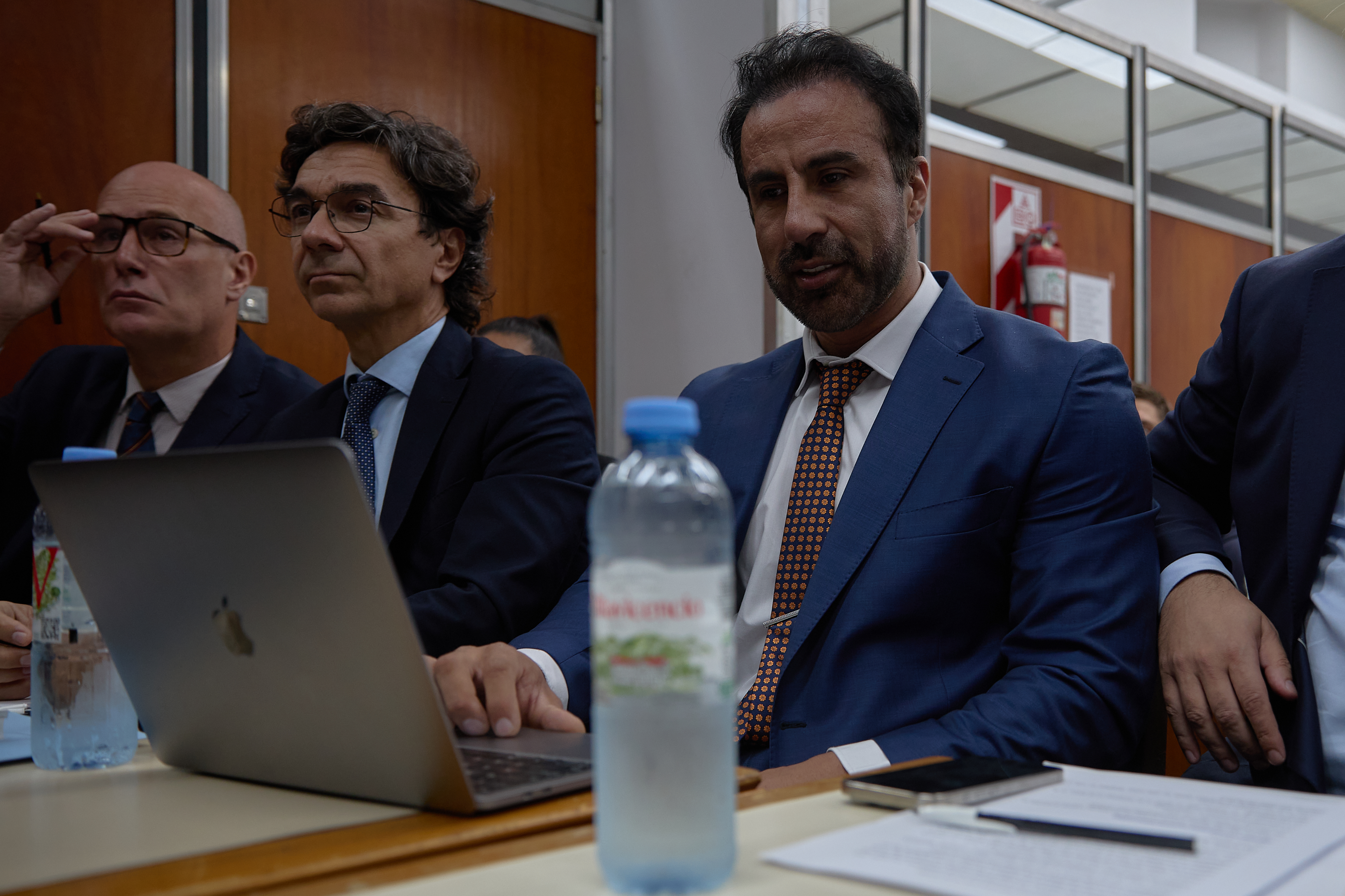 San Isidro Courts start hearings to determine the medical team's responsibility in the passing of the global football legend Buenos Aires, Argentina – April 14, 2026: Leopoldo Luque (C) in the court. Start of the second oral trial regarding D...