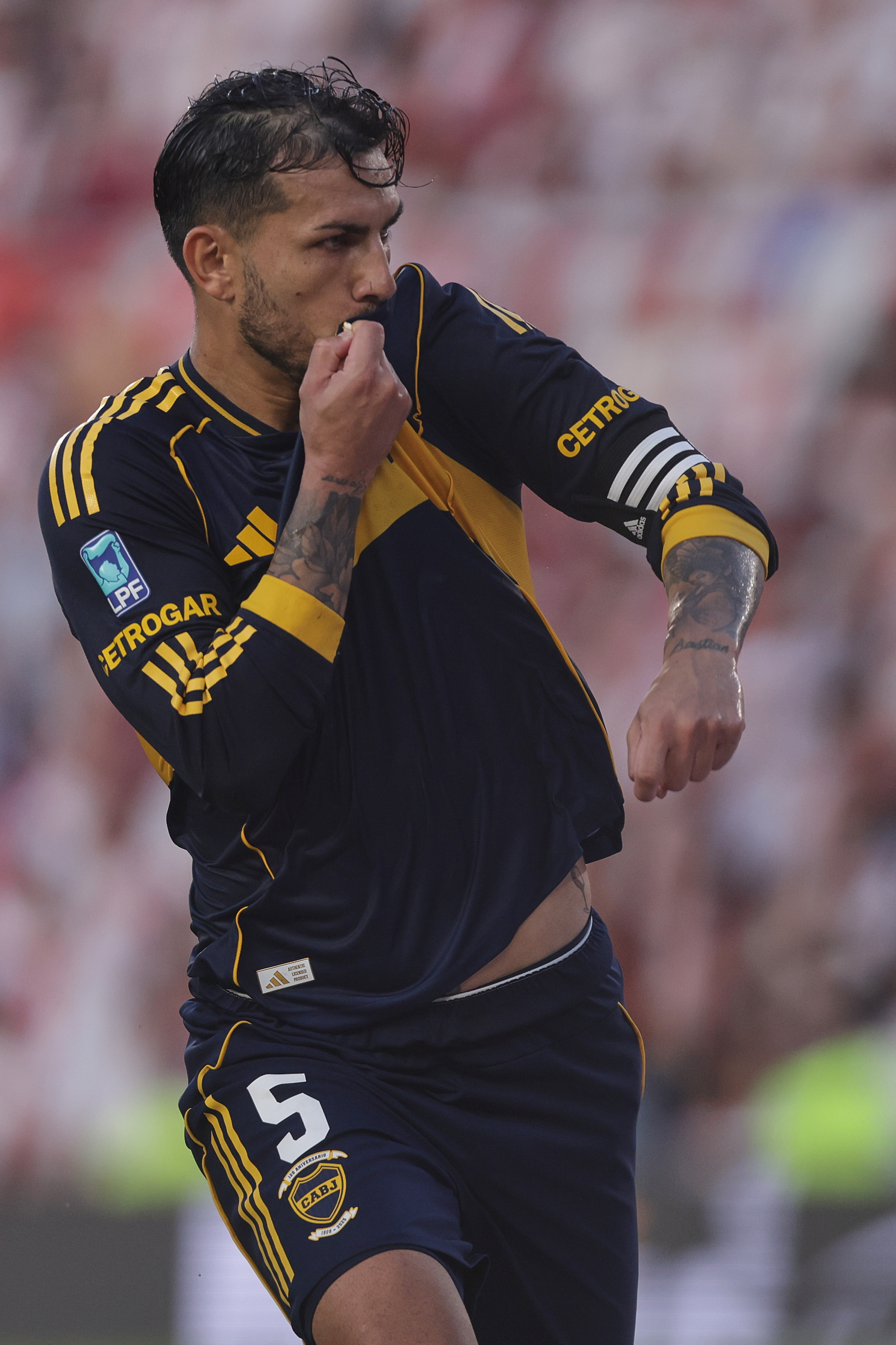 The "Millonario" and the "Xeneize" clash at the Mâs Monumental Stadium for the 2026 Apertura Tournament Buenos Aires, Argentina – April 19, 2026: River Plate hosted Boca Juniors at the Mâs Monumental Stadium for a new rou...