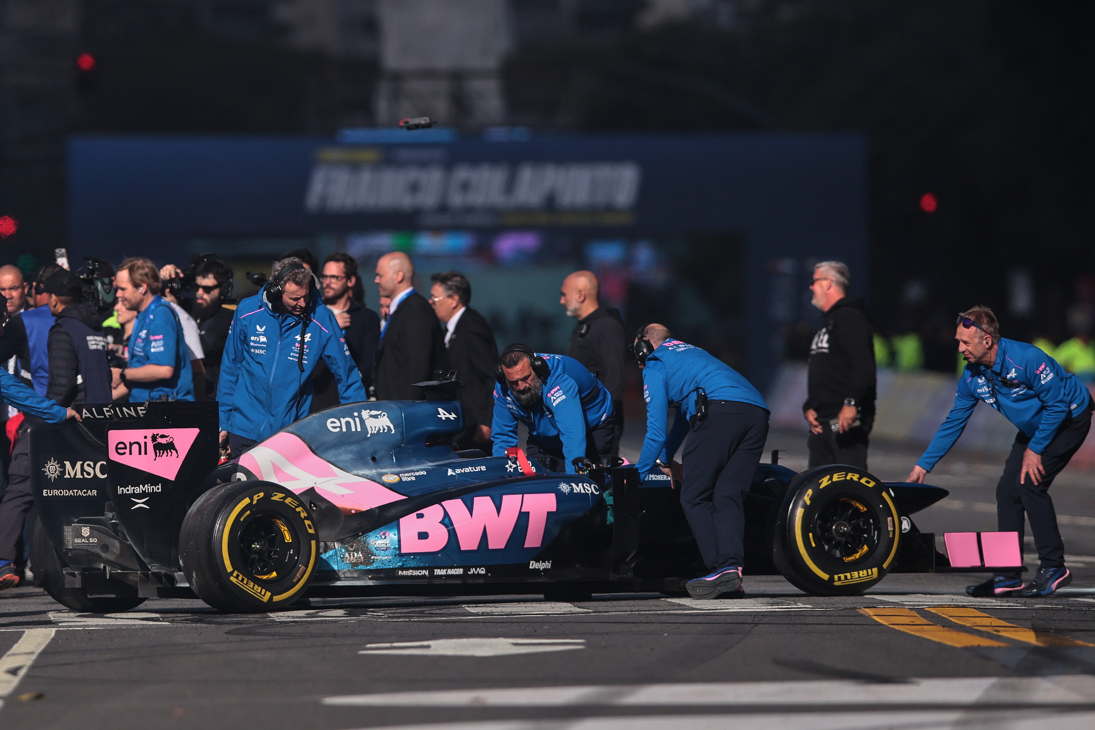 Franco Colapinto’s Roadshow Buenos Aires, Argentina – April 27, 2026: Franco Colapinto, driver for the Alpine team, performed a Formula 1 exhibit...