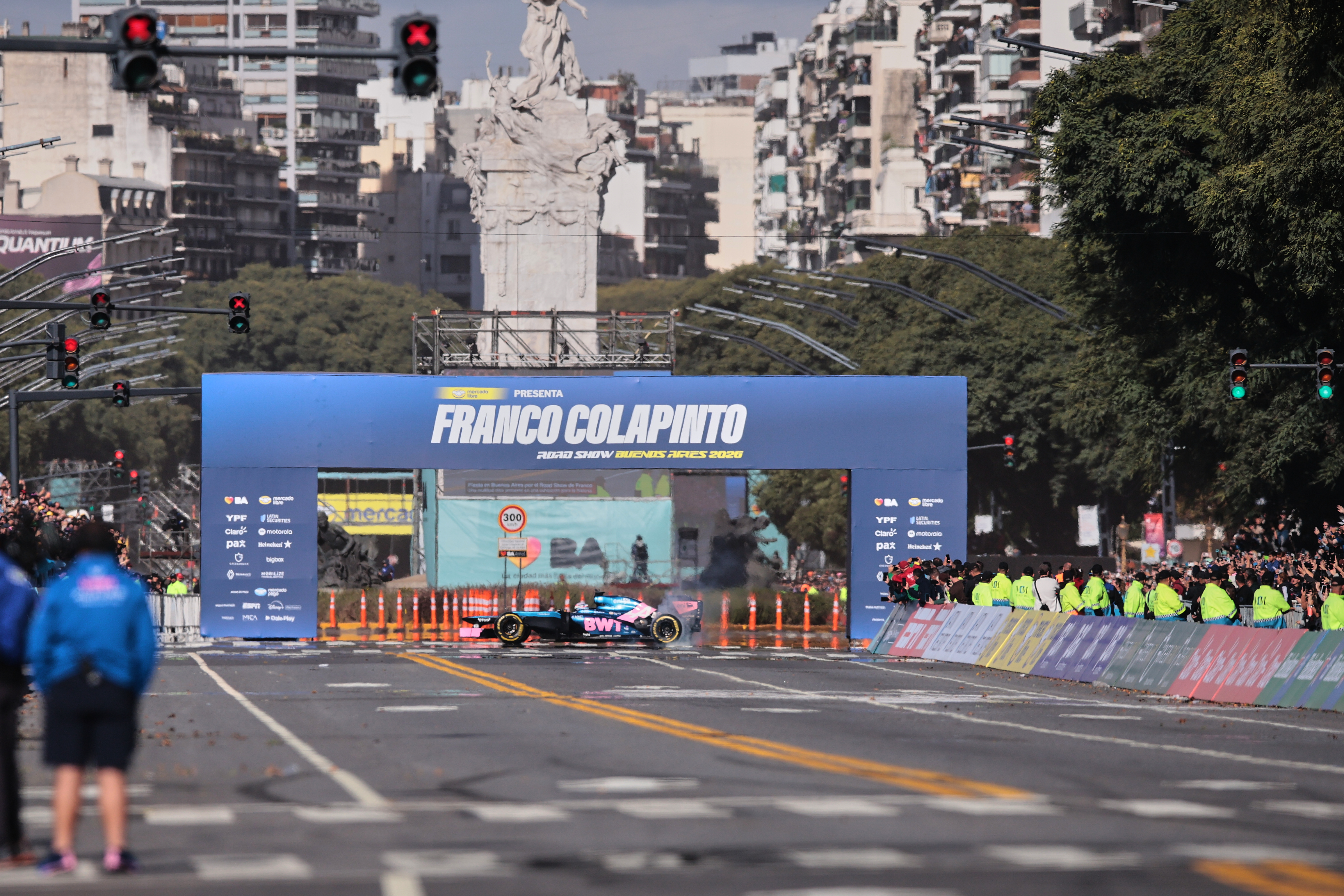 Franco Colapinto’s Roadshow Buenos Aires, Argentina – April 27, 2026: Franco Colapinto, driver for the Alpine team, performed a Formula 1 exhibit...