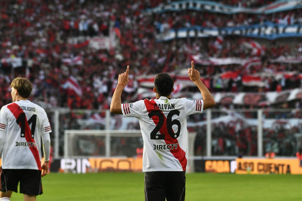 The "Pirata" and the "Millonario" face off in a packed Mario Alberto Kempes Stadium to crown the Argentine football champion Cordoba, Argentina – May 24, 2026: Belgrano wins the aperture championship. Belgrano and River Plate face off in the...